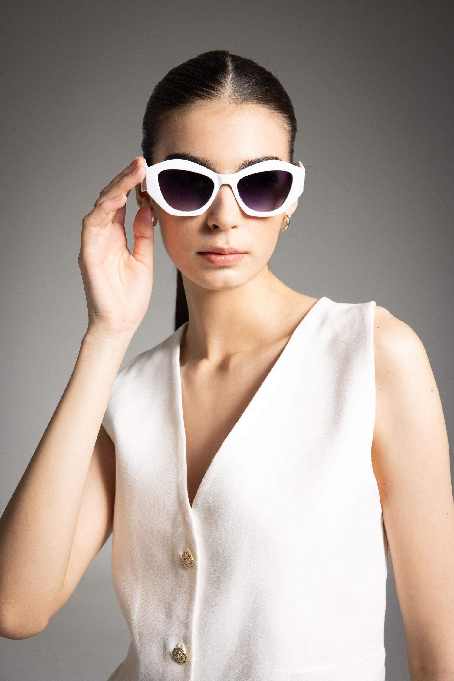 نظارة شمسية نسائية على شكل عين القطة