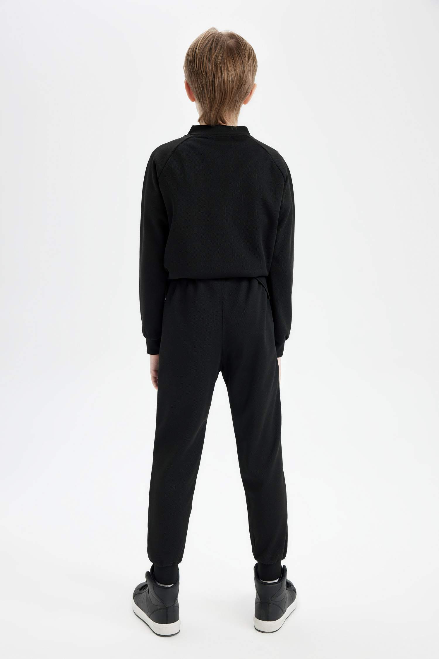 Ұлдарға қалыпты пішім Шалбар