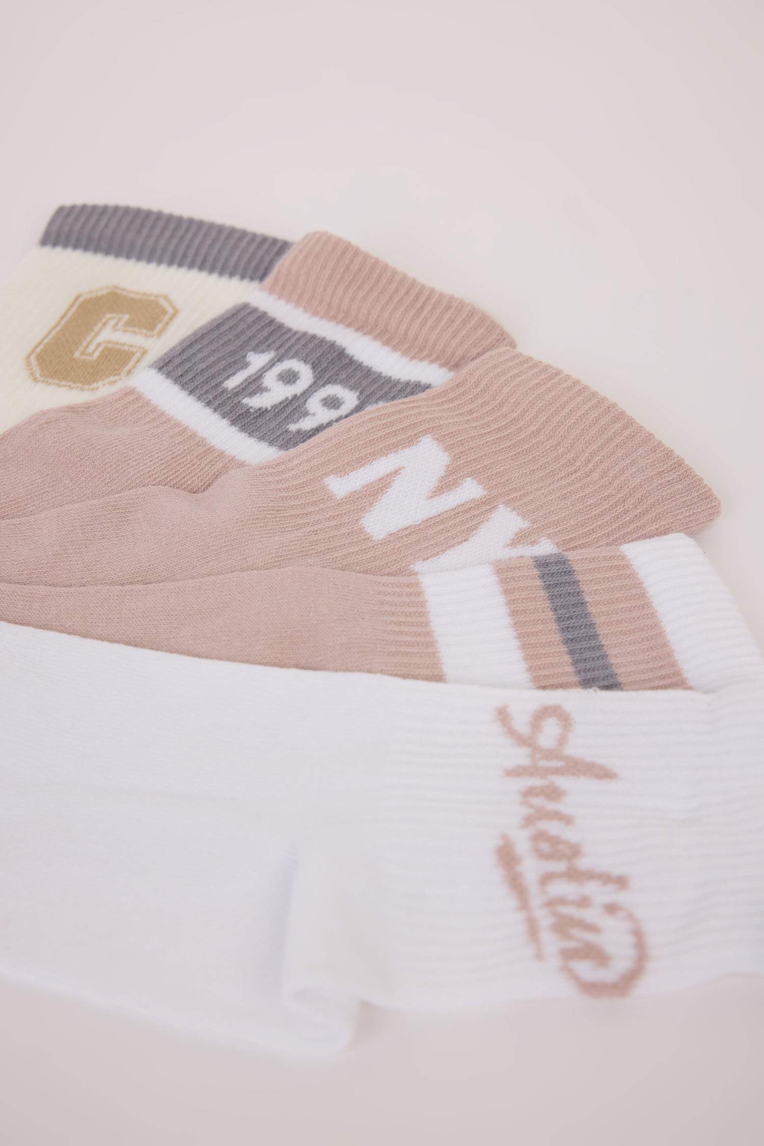 Әйелдерге слоган мақта 5 орташа мойын