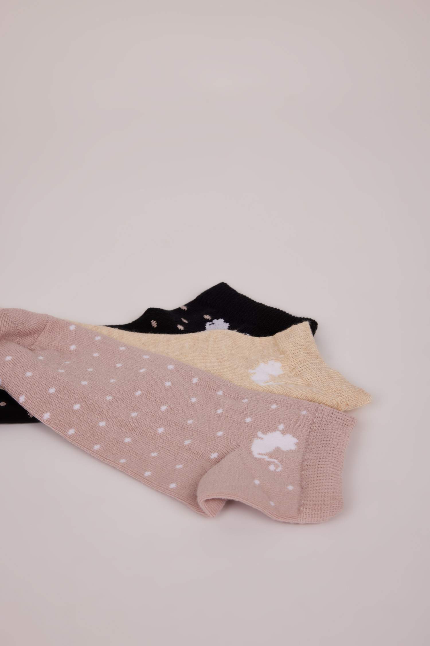 Woman 3 piece Short Socks