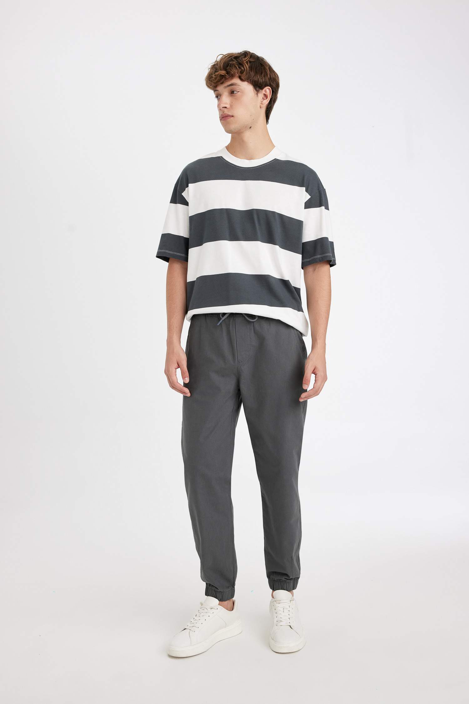 سروال منسوج جوجر فيت