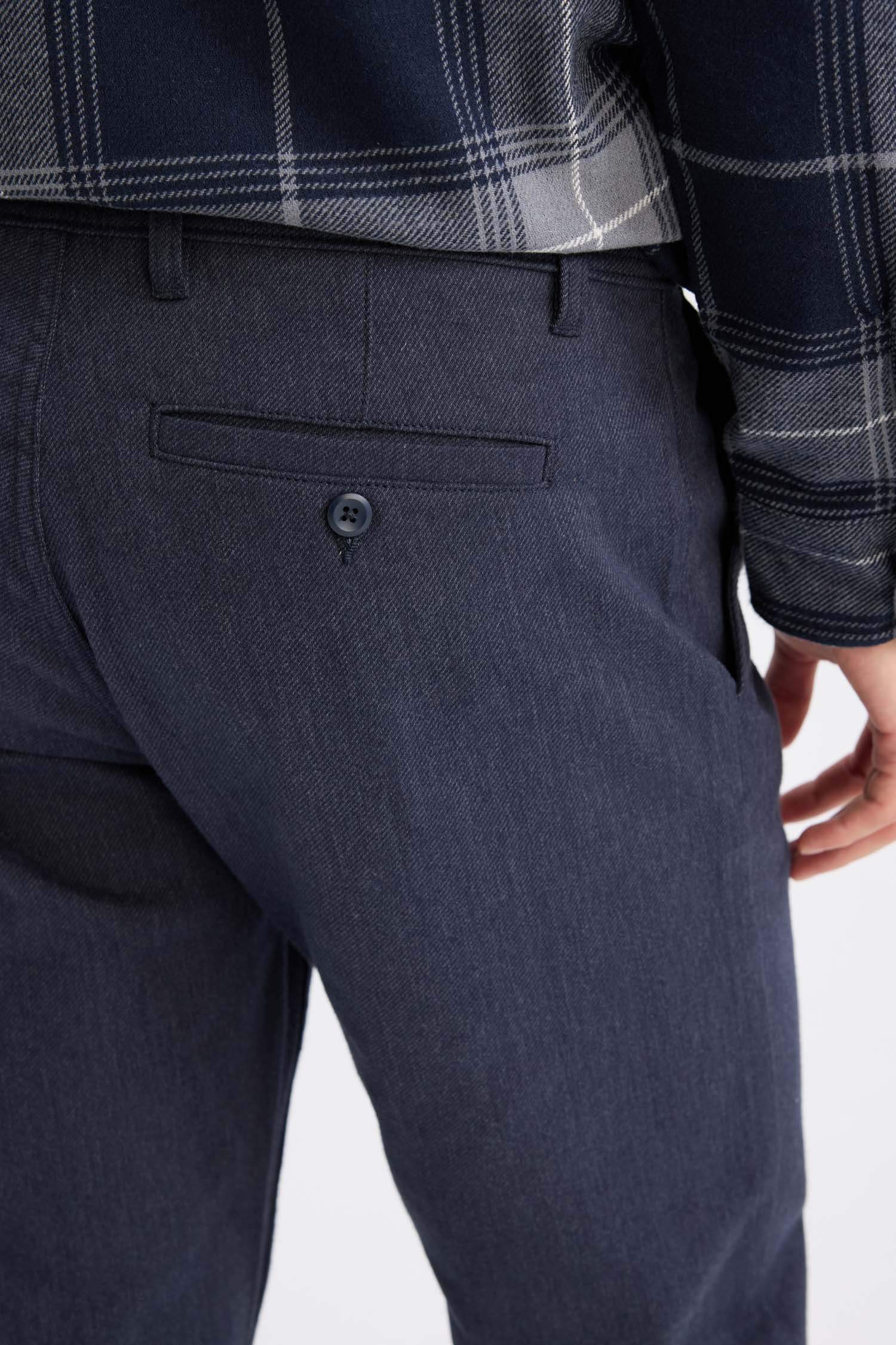 Regular Fit Pocketed Straight Leg Chino Pants