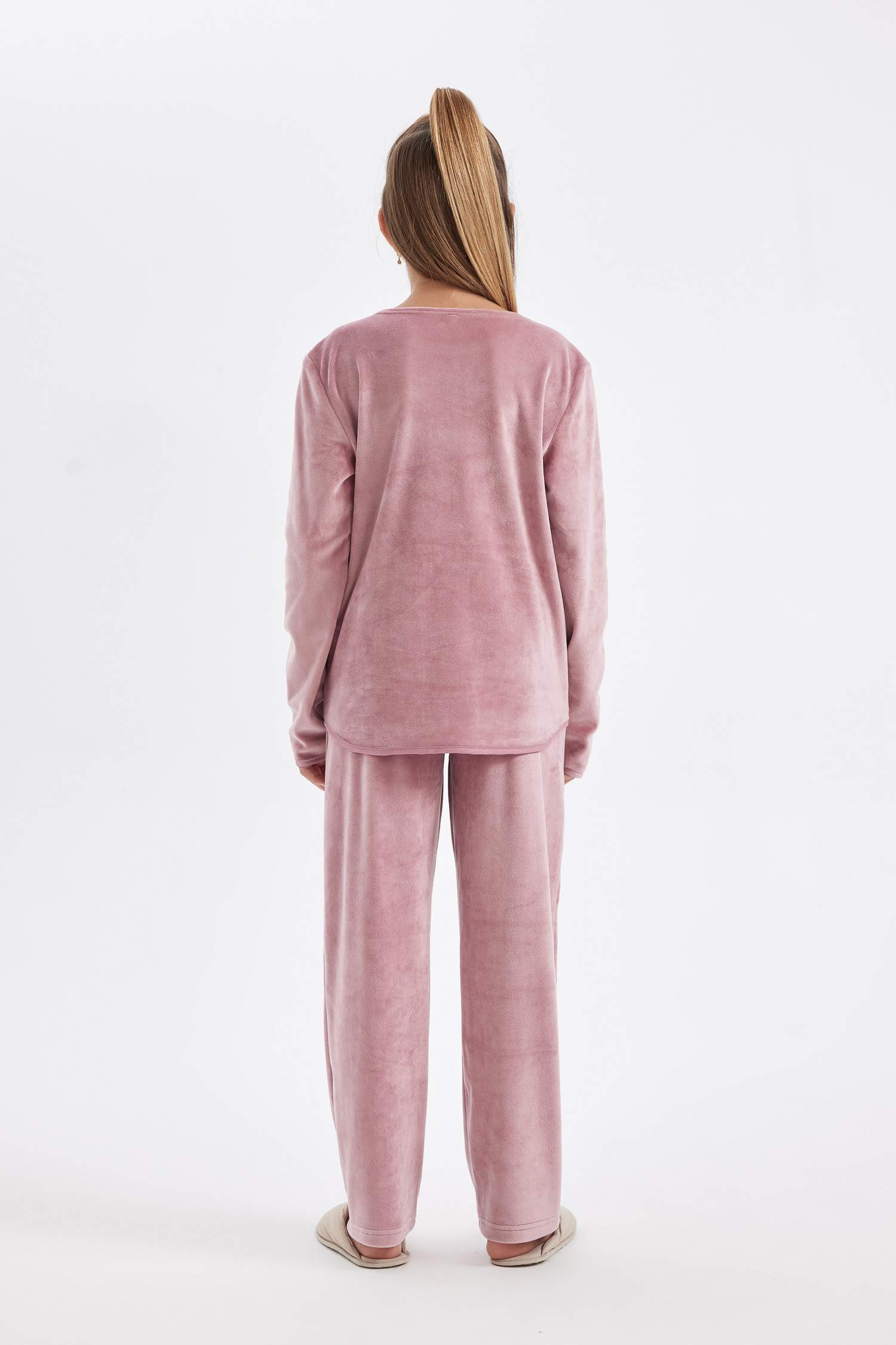 سيت بجامة صوف بناتي قصة عادية - قطعتين