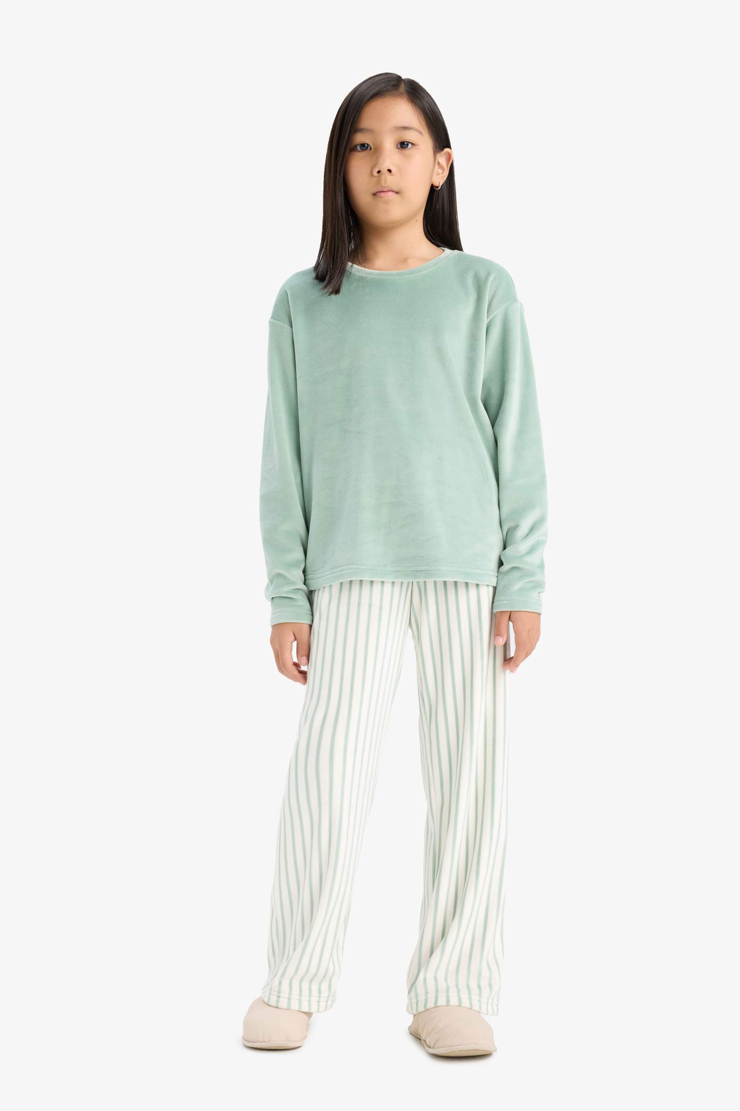 Kız Çocuk Pijama Takımı Polar Uzun Kollu Üst Çizgili Uzun Alt