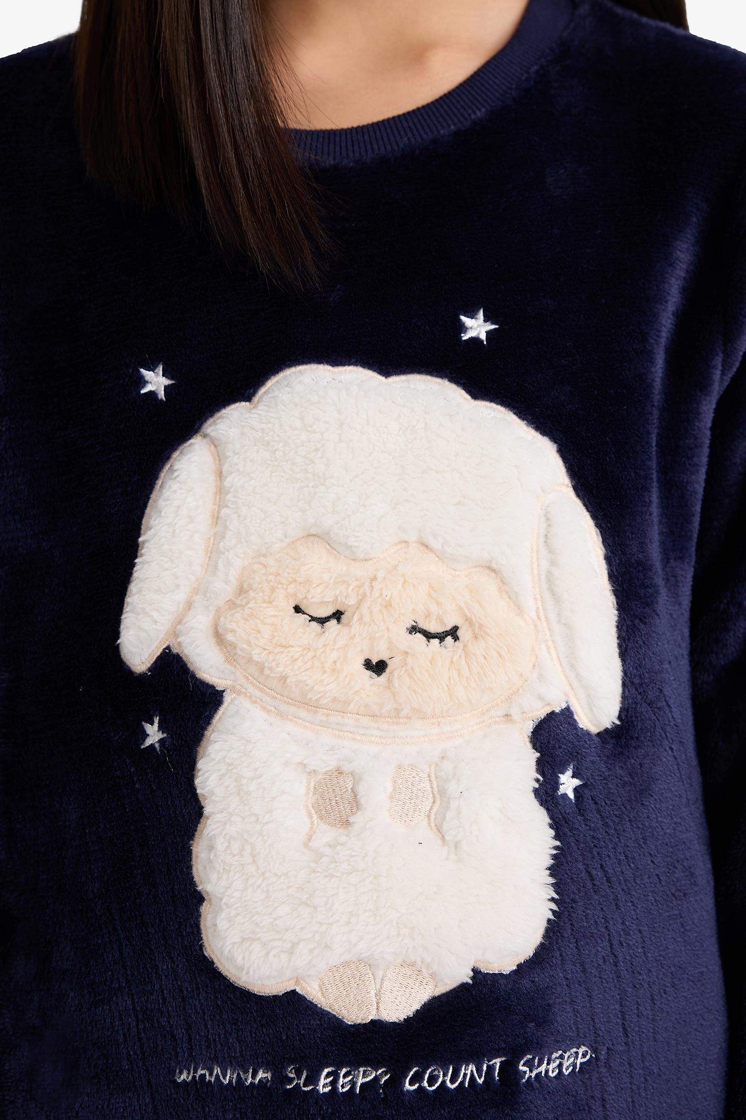 Kız Çocuk Pijama Takımı Pelüş Baskılı Uzun Kollu Üst Desenli Uzun Alt