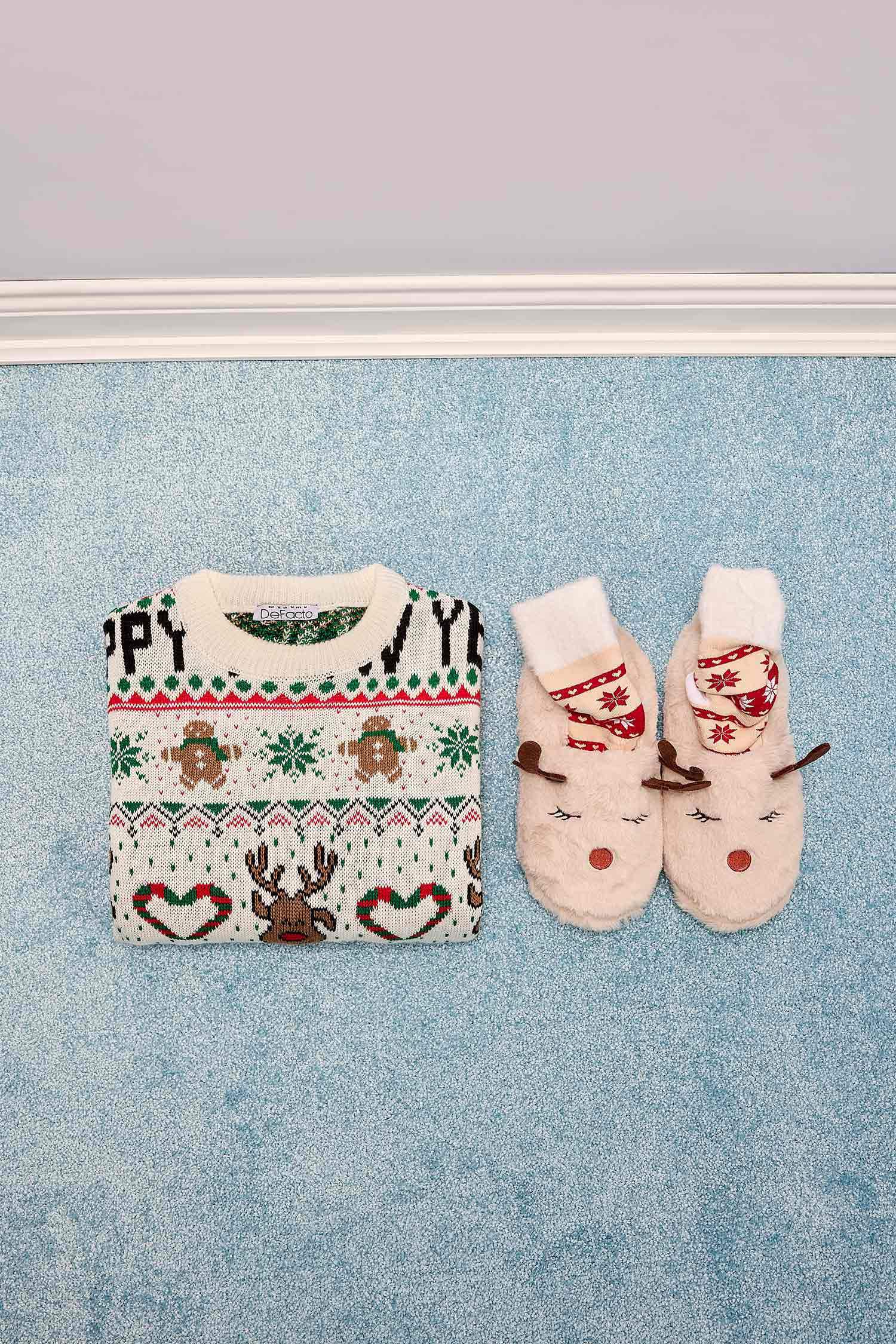 Yılbaşı Temalı Bisiklet Yaka Triko Kazak