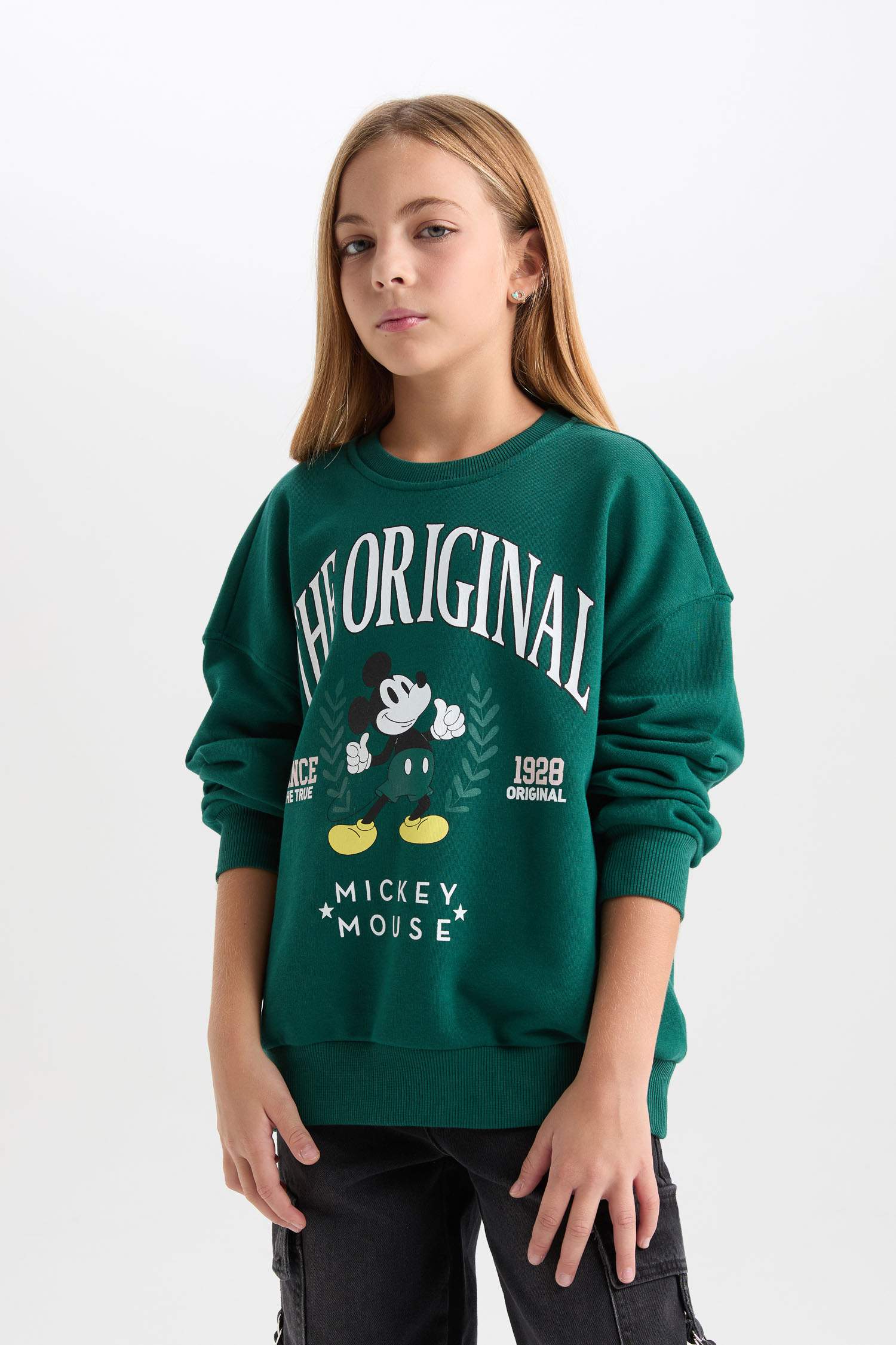 Kız Çocuk Disney Mickey & Minnie Oversize Geniş Kalıp Bisiklet Yaka İçi Yumuşak Tüylü Sweatshirt