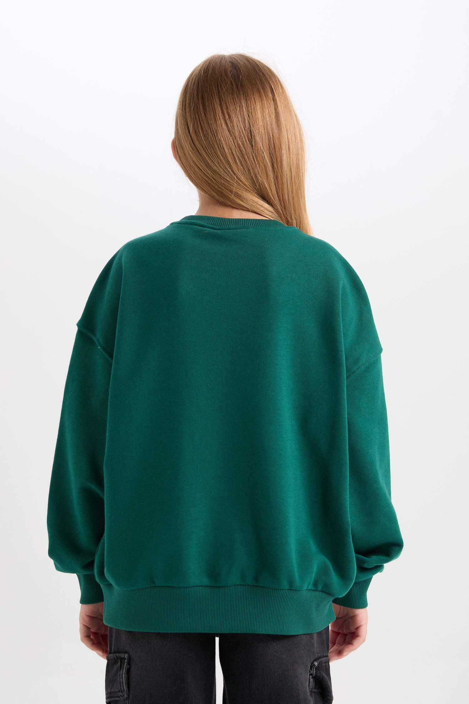 Kız Çocuk Disney Mickey & Minnie Oversize Geniş Kalıp Bisiklet Yaka İçi Yumuşak Tüylü Sweatshirt