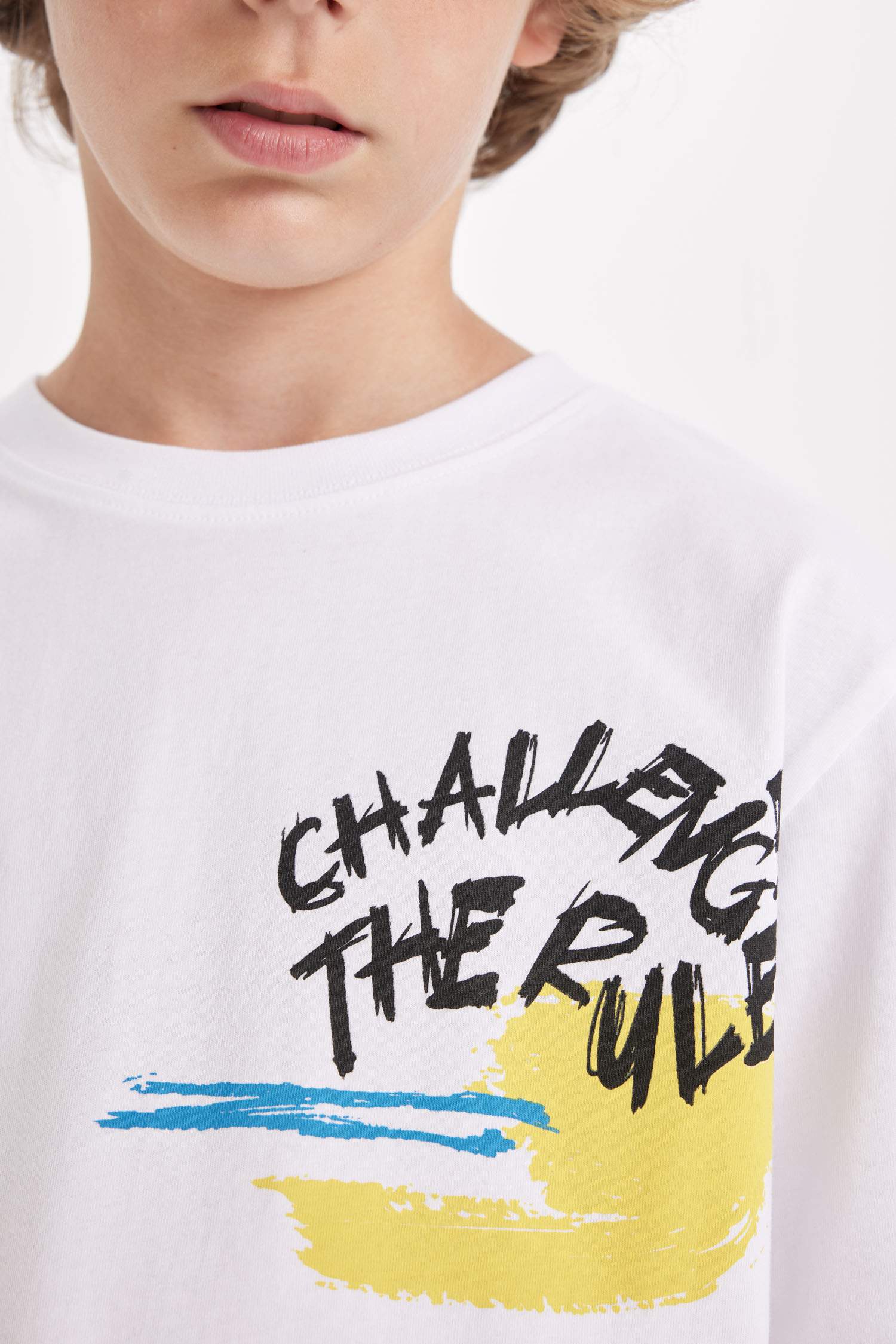 سيت ولادي شورت وتيشيرت - قطعتين