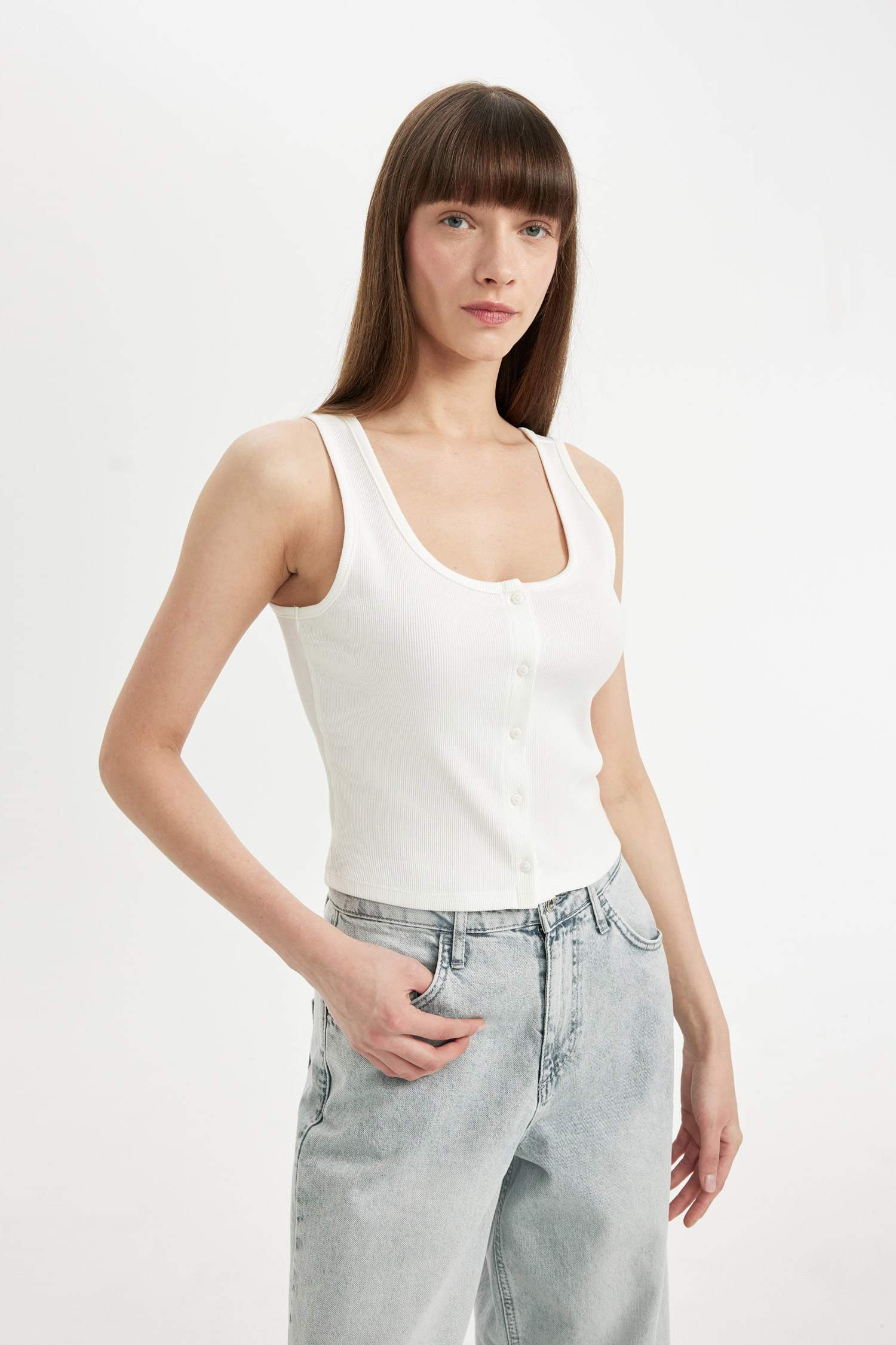 Fitted U-Neck Ribbed Camisole Tank Top