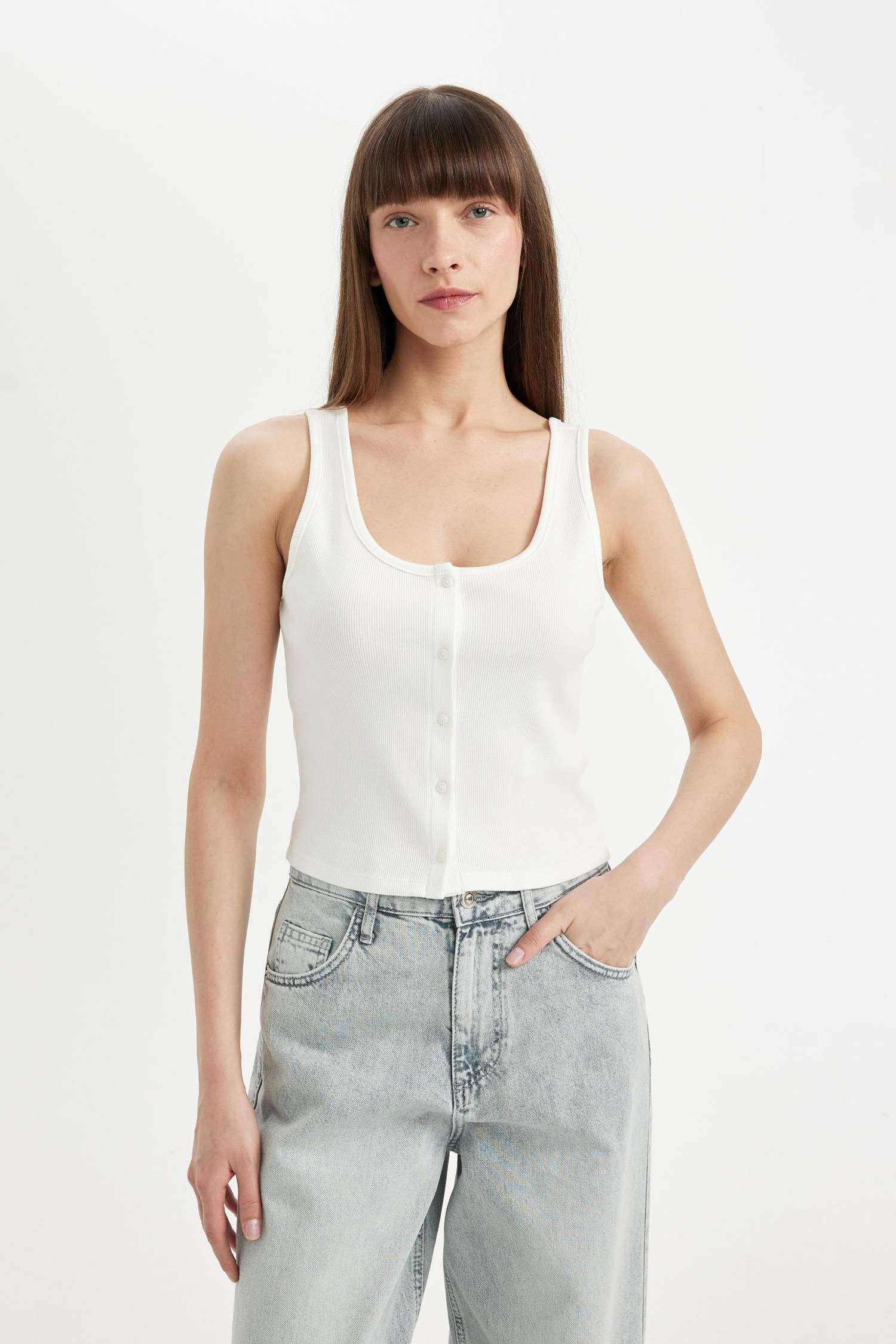Fitted U-Neck Ribbed Camisole Tank Top
