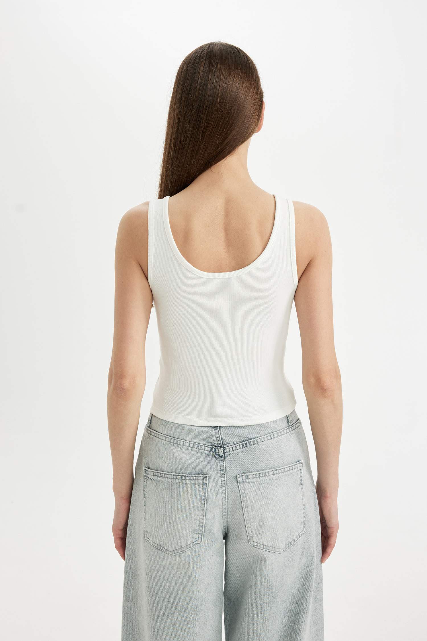 Fitted U-Neck Ribbed Camisole Tank Top