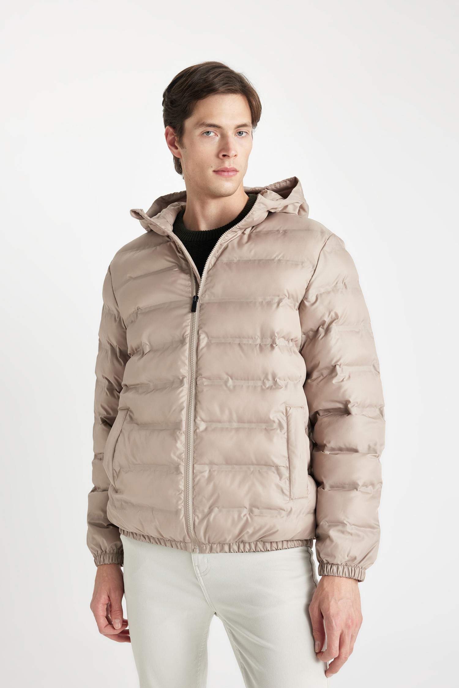 Su İtici Rüzgar Geçirmez Slim Fit Dar Kesim Astarlı Kapüşonlu Fermuarlı Cepli Kışlık Şişme Mont