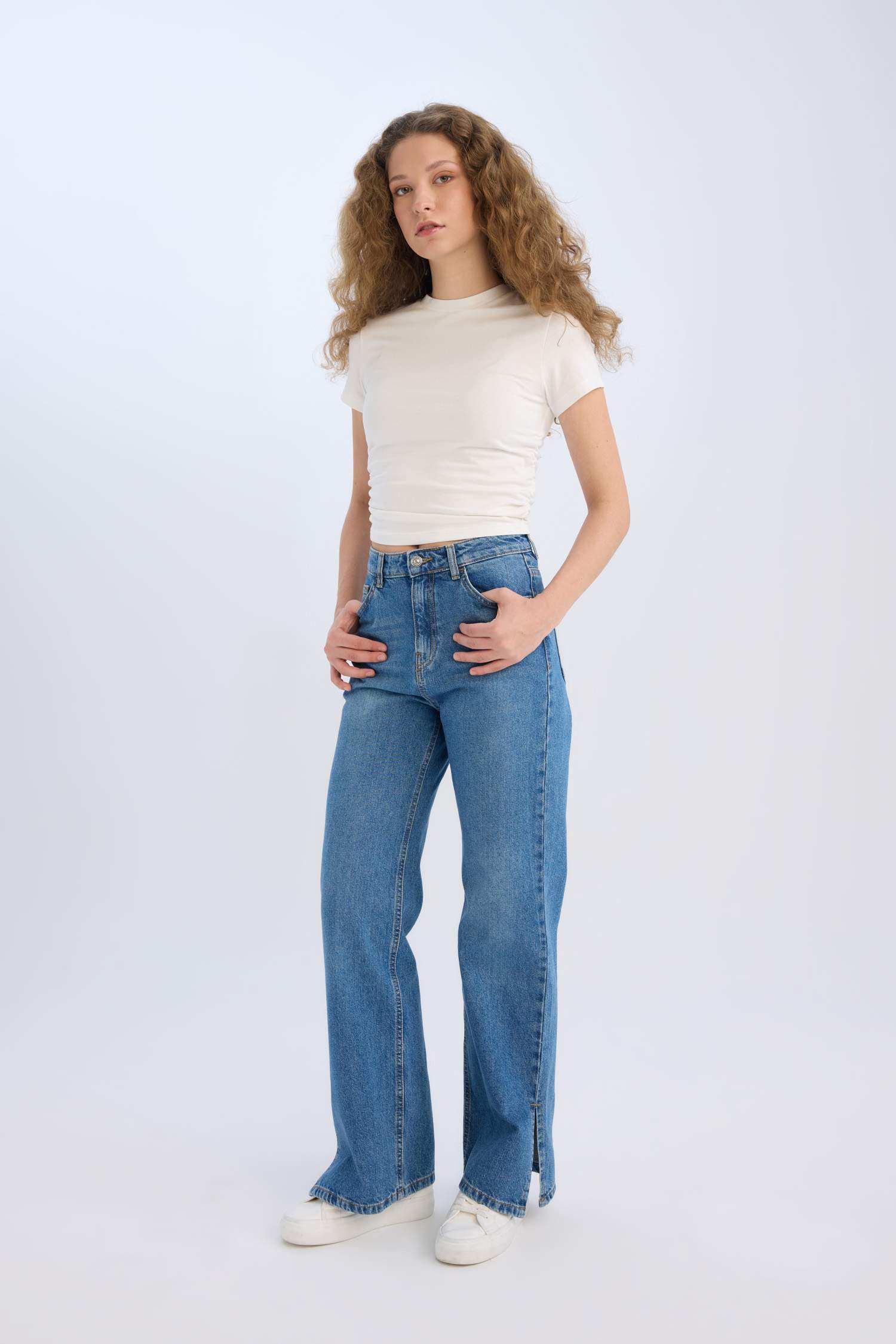 дөңгелек жаға Қысқа жеңді футболка