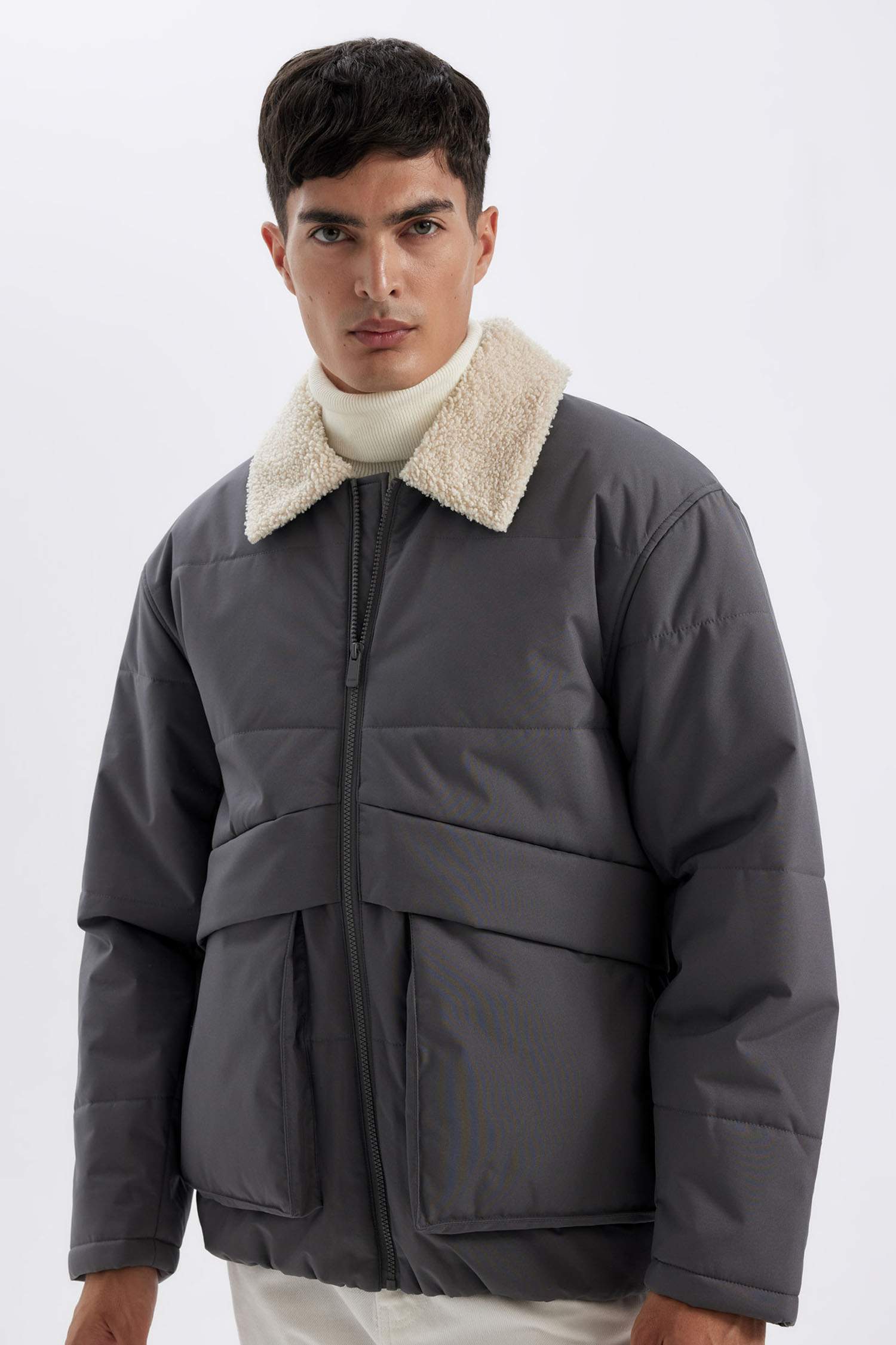 Su İtici Rüzgar Geçirmez Slim Fit Dar Kesim Suni Kürklü Polo Yaka Astarlı Fermuarlı Cepli Mont