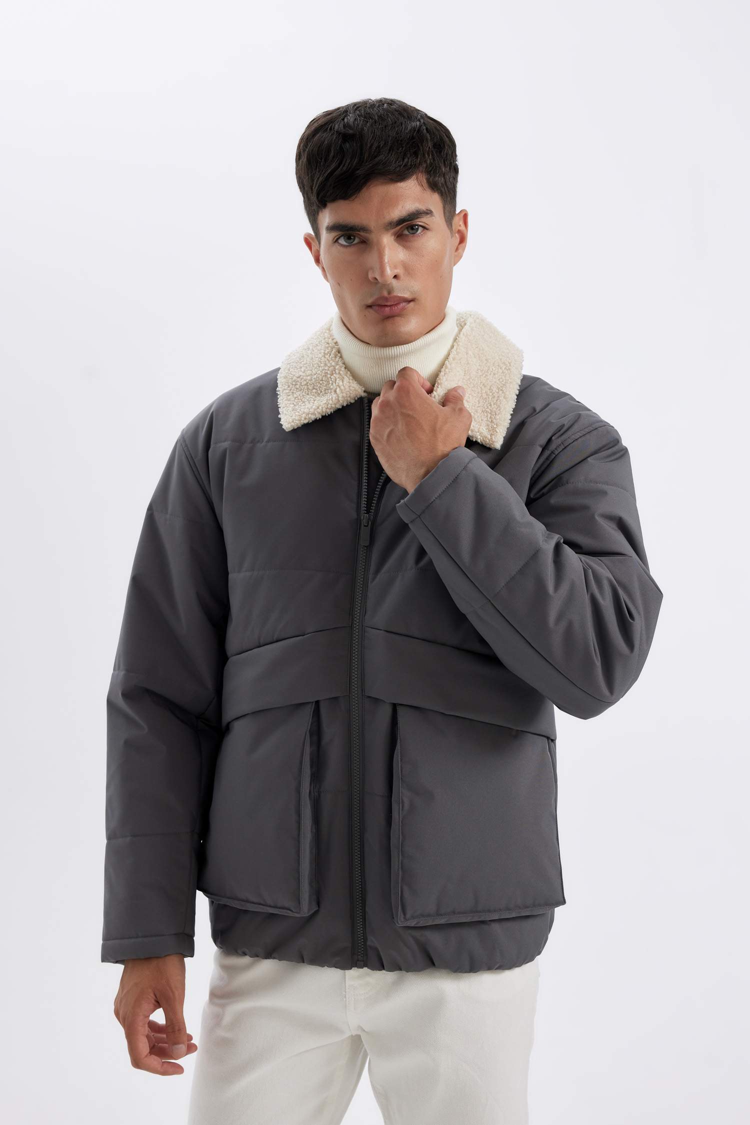 Su İtici Rüzgar Geçirmez Slim Fit Dar Kesim Suni Kürklü Polo Yaka Astarlı Fermuarlı Cepli Mont