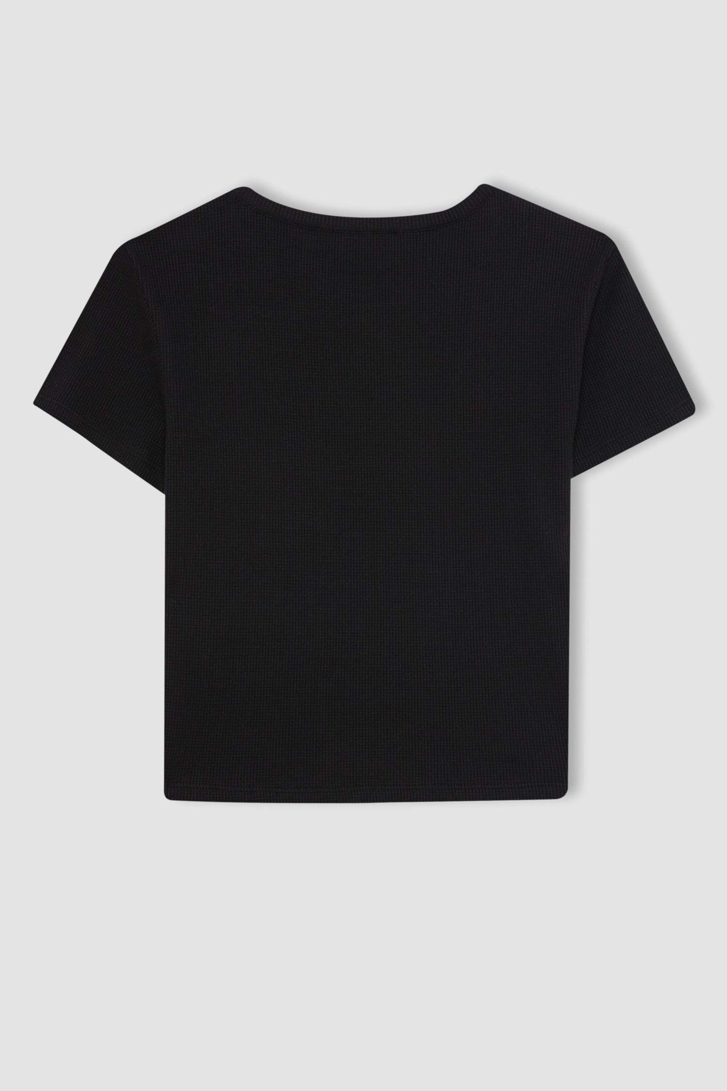 Slim Fit Crew Neck Short Sleeve T-Shirt