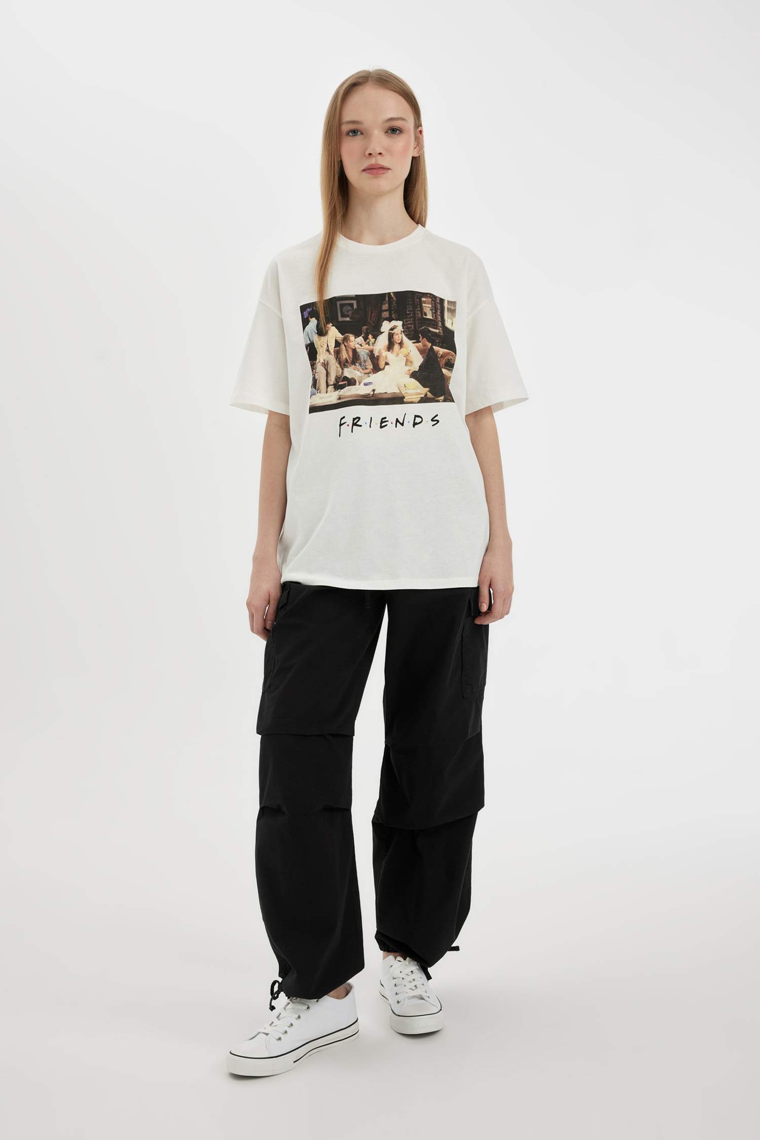 Coool Friends Лицензиялық дөңгелек жаға үлкен Қысқа жеңді футболка