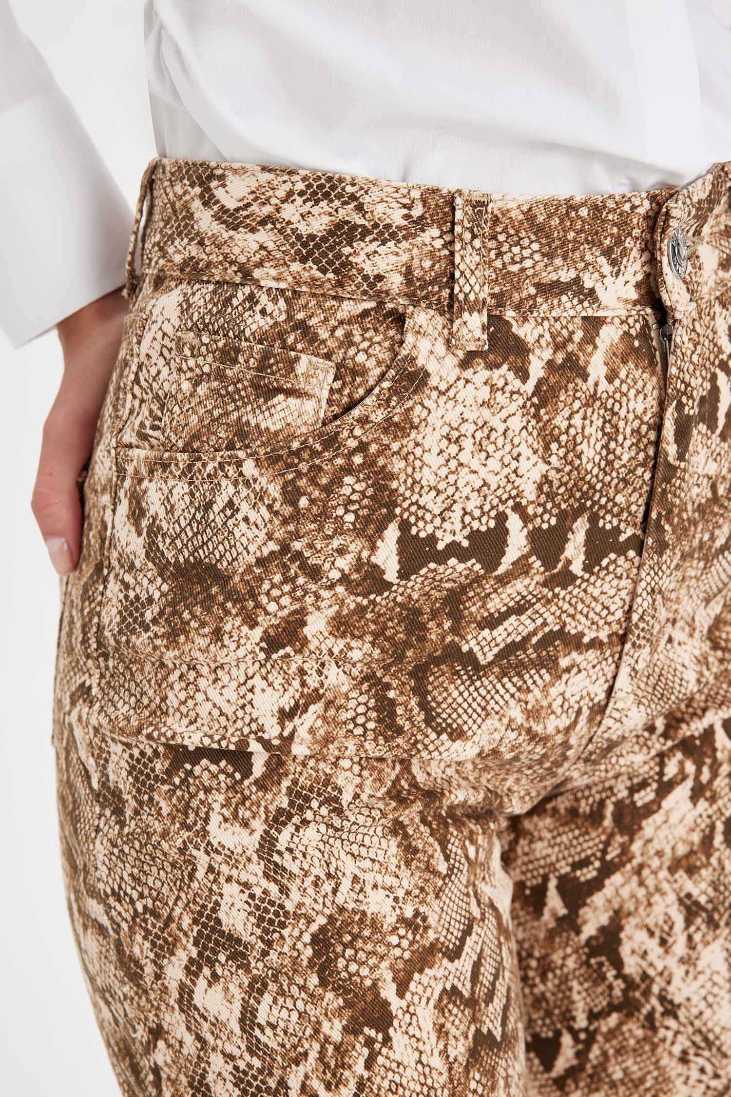 Брюки Straight Fit с леопардовым принтом с высокой талией