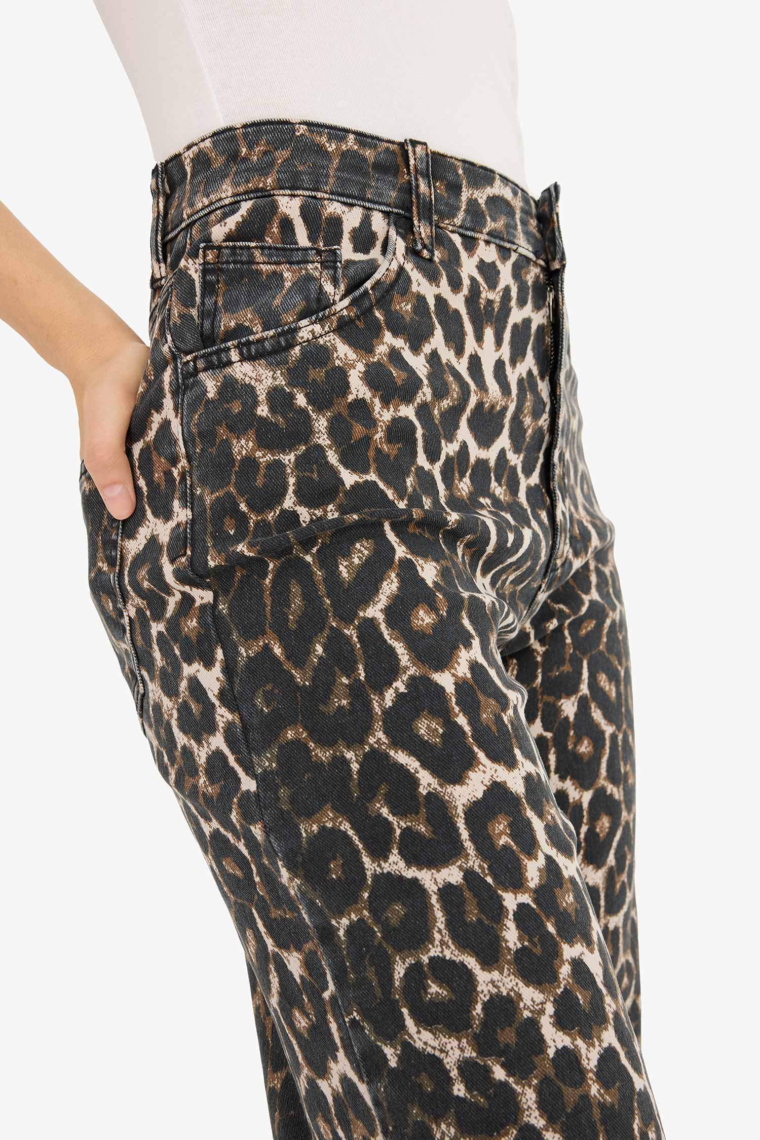 Pantalon en gabardine imprimé léopard taille haute Coupe droite