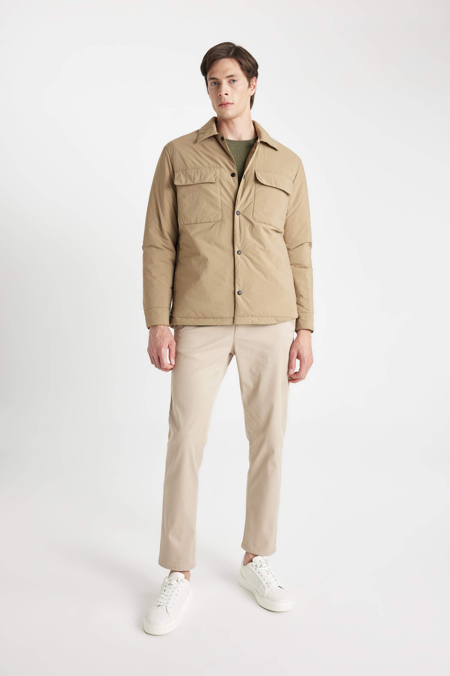 Su İtici Slim Fit Dar Kesim Gömlek Yaka Çıtçıtlı Cepli Şişme Mont