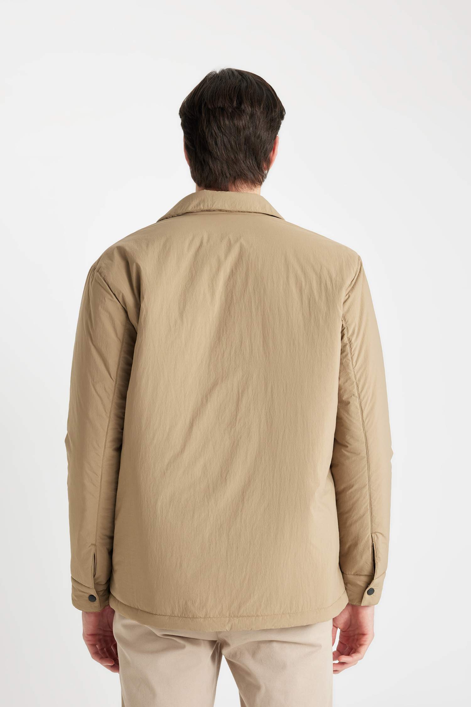 Su İtici Slim Fit Dar Kesim Gömlek Yaka Çıtçıtlı Cepli Şişme Mont