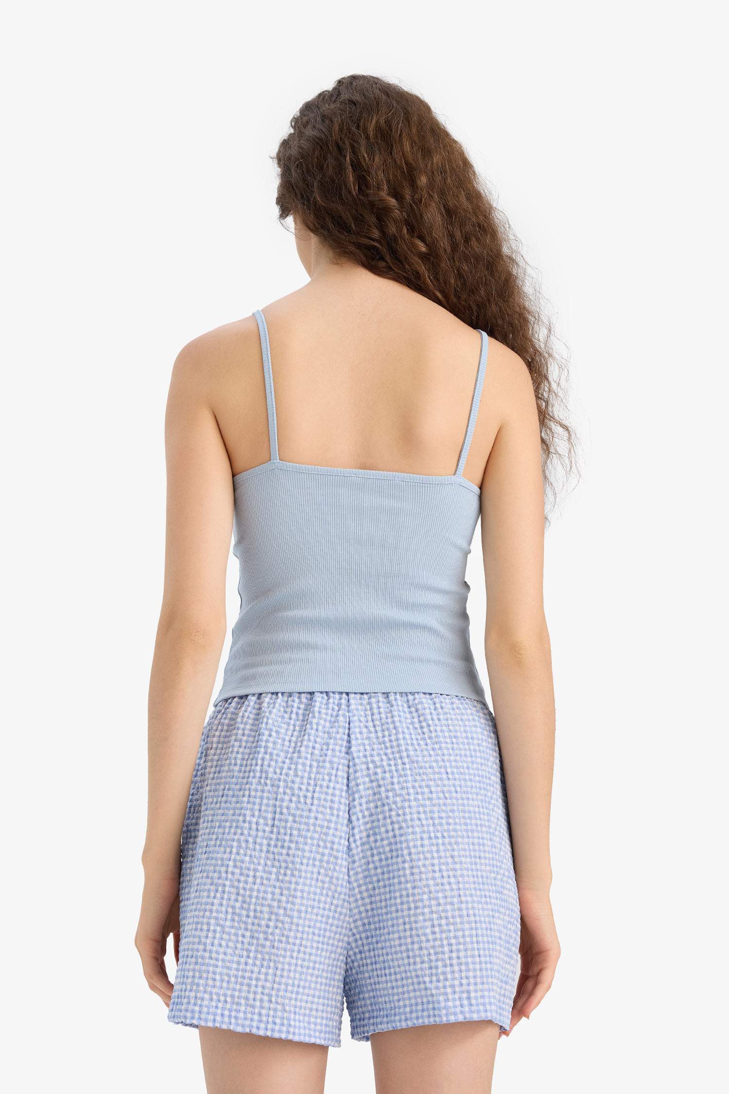 فانيلة مضلع مخصر بياقة V