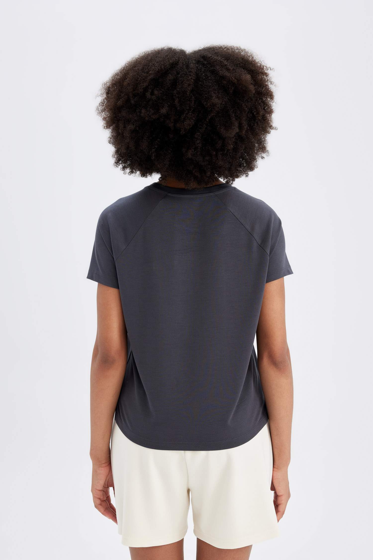 تيشيرت نص كم كروب توب نسيج مشروط برقبة مستديرة