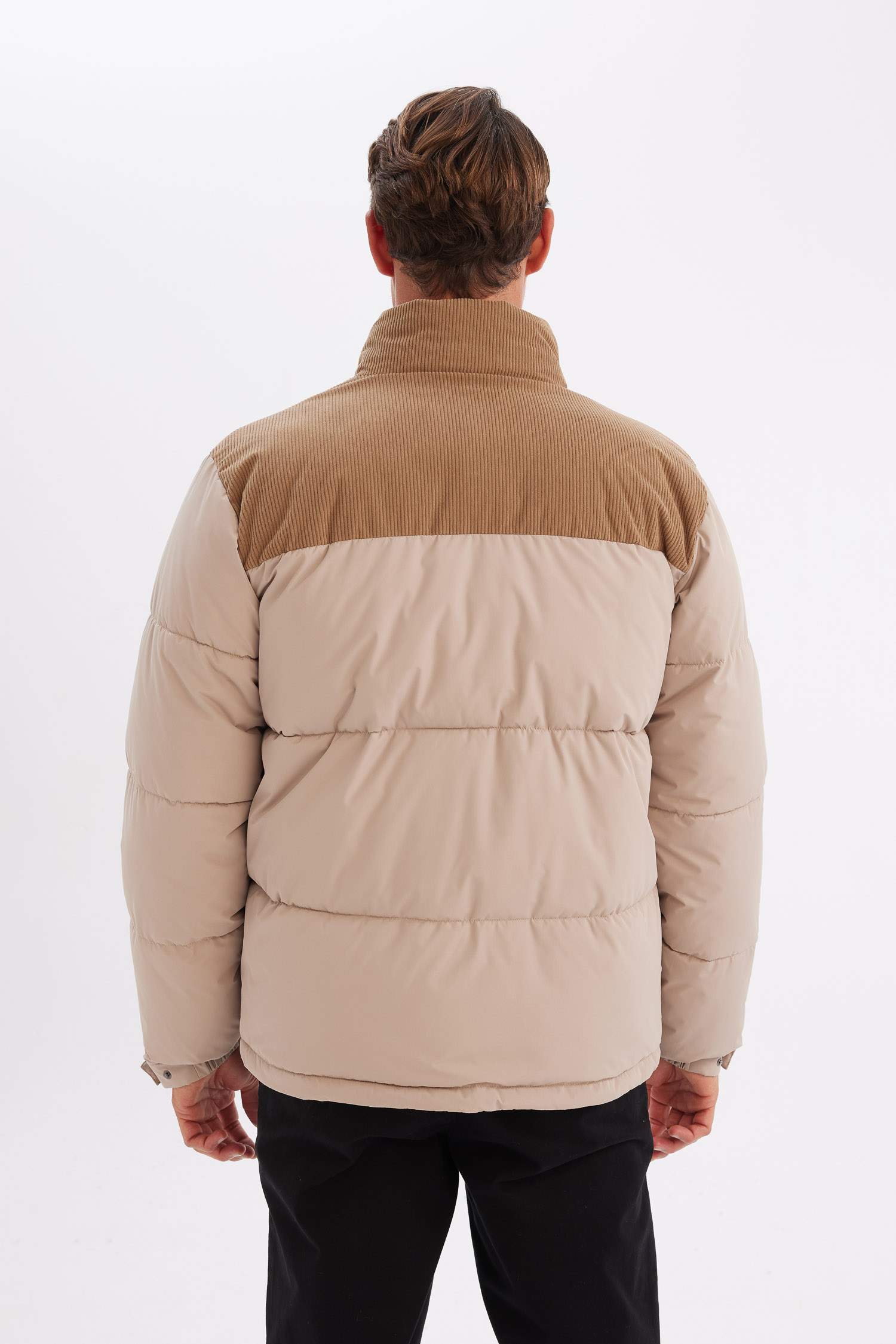 Su Geçirmez Şişme Mont Slim Fit Dar Kesim Dik Yaka Fermuarlı Cepli