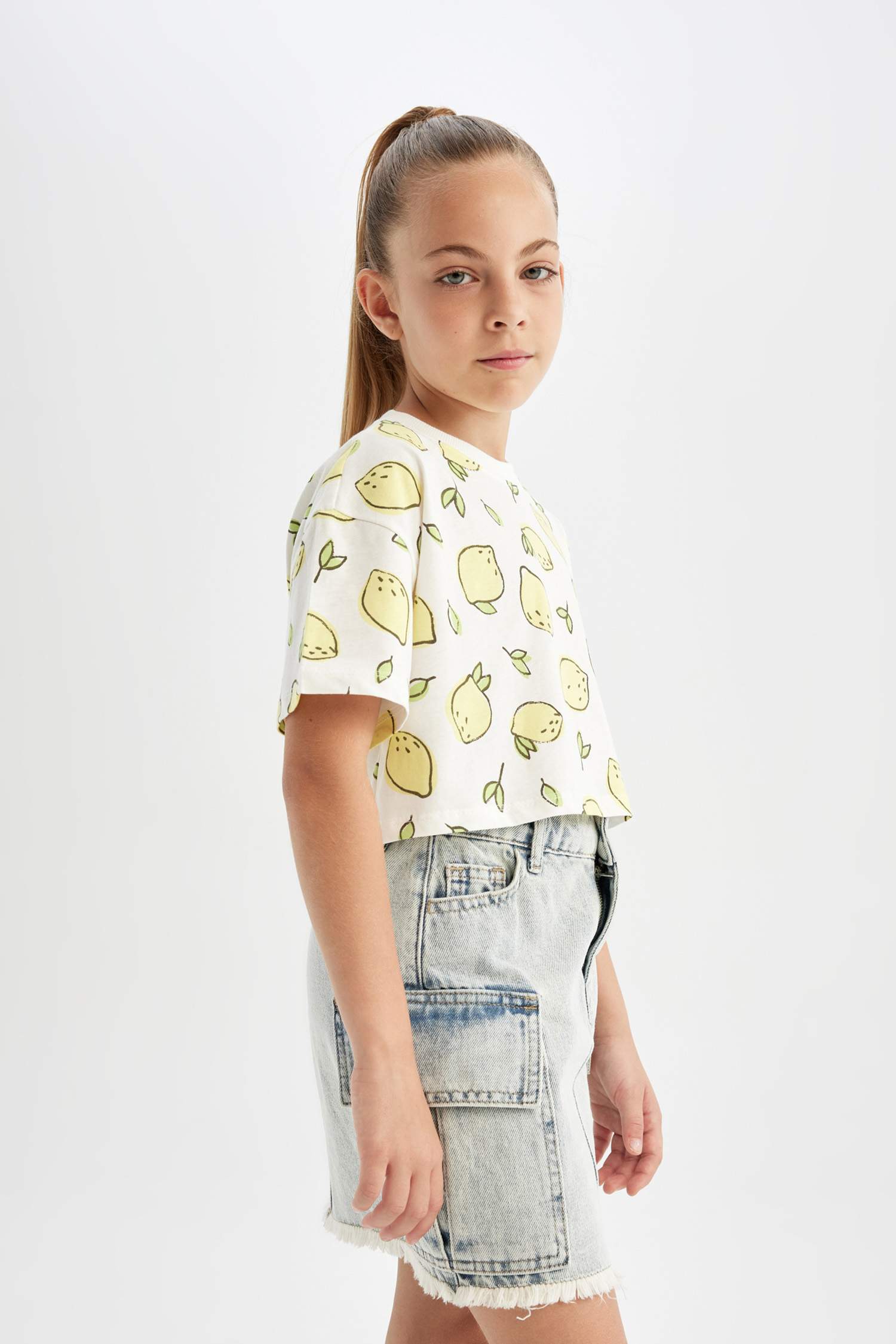 Girl Crew Neck Fruit Patterned T-Shirt