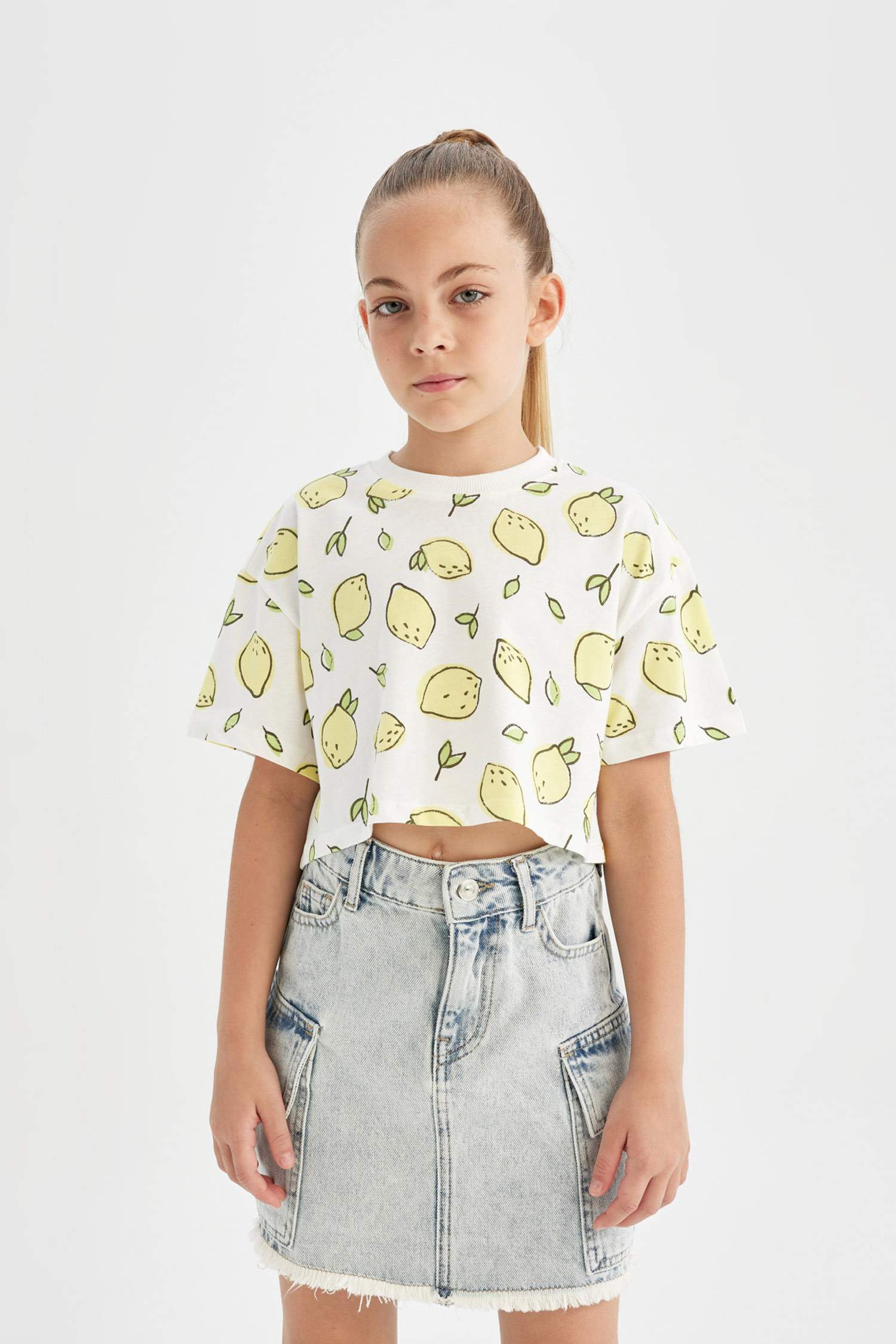 Girl Crew Neck Fruit Patterned T-Shirt