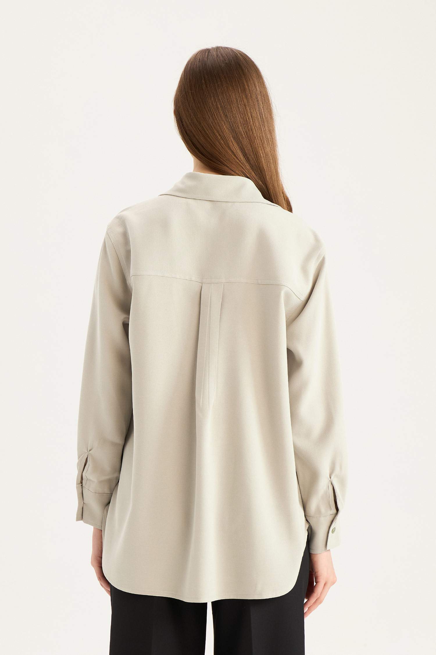 قميص سادة ردن طويل قصة مريحة