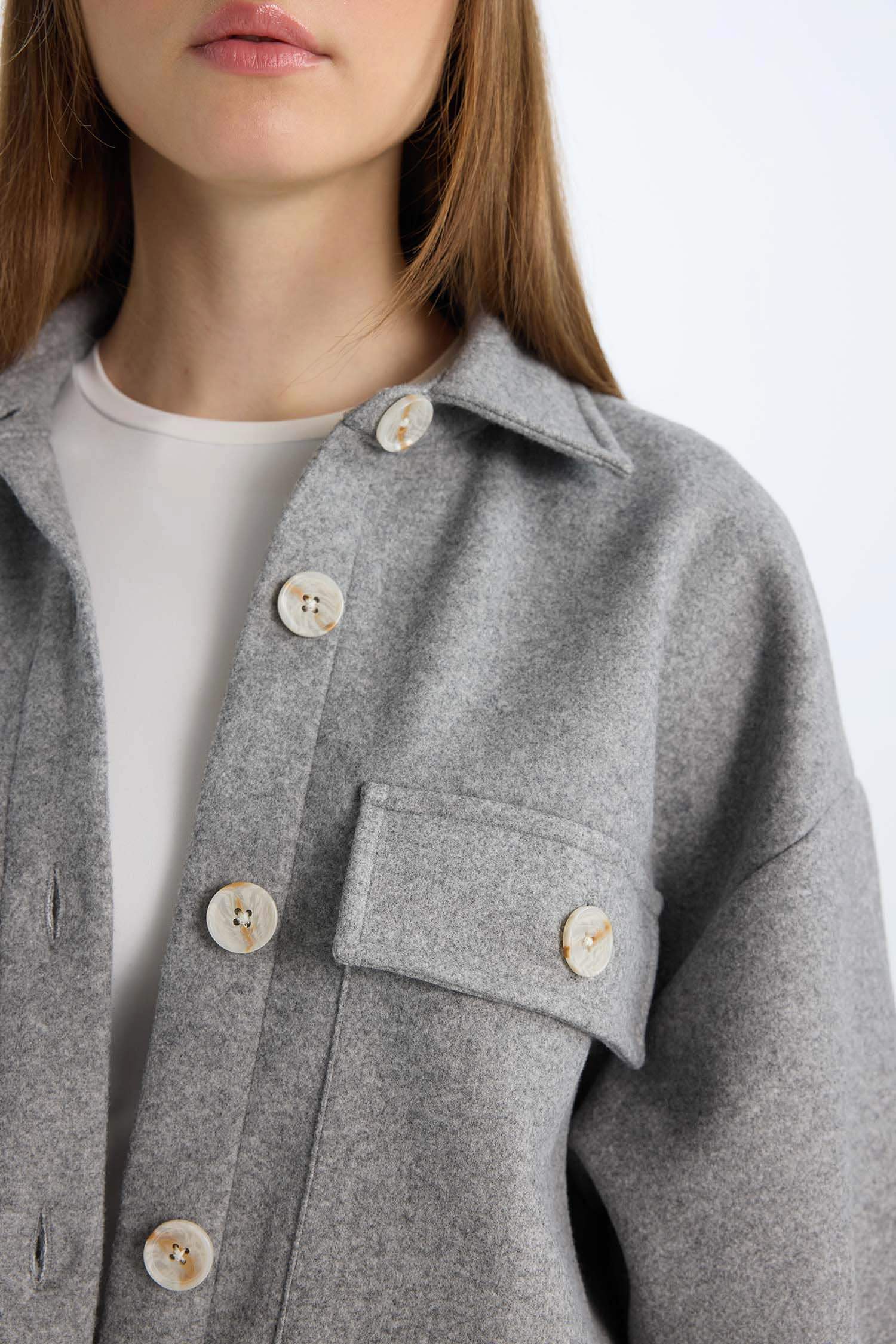 Relax Fit Cepli Düğmeli Gömlek Ceket 