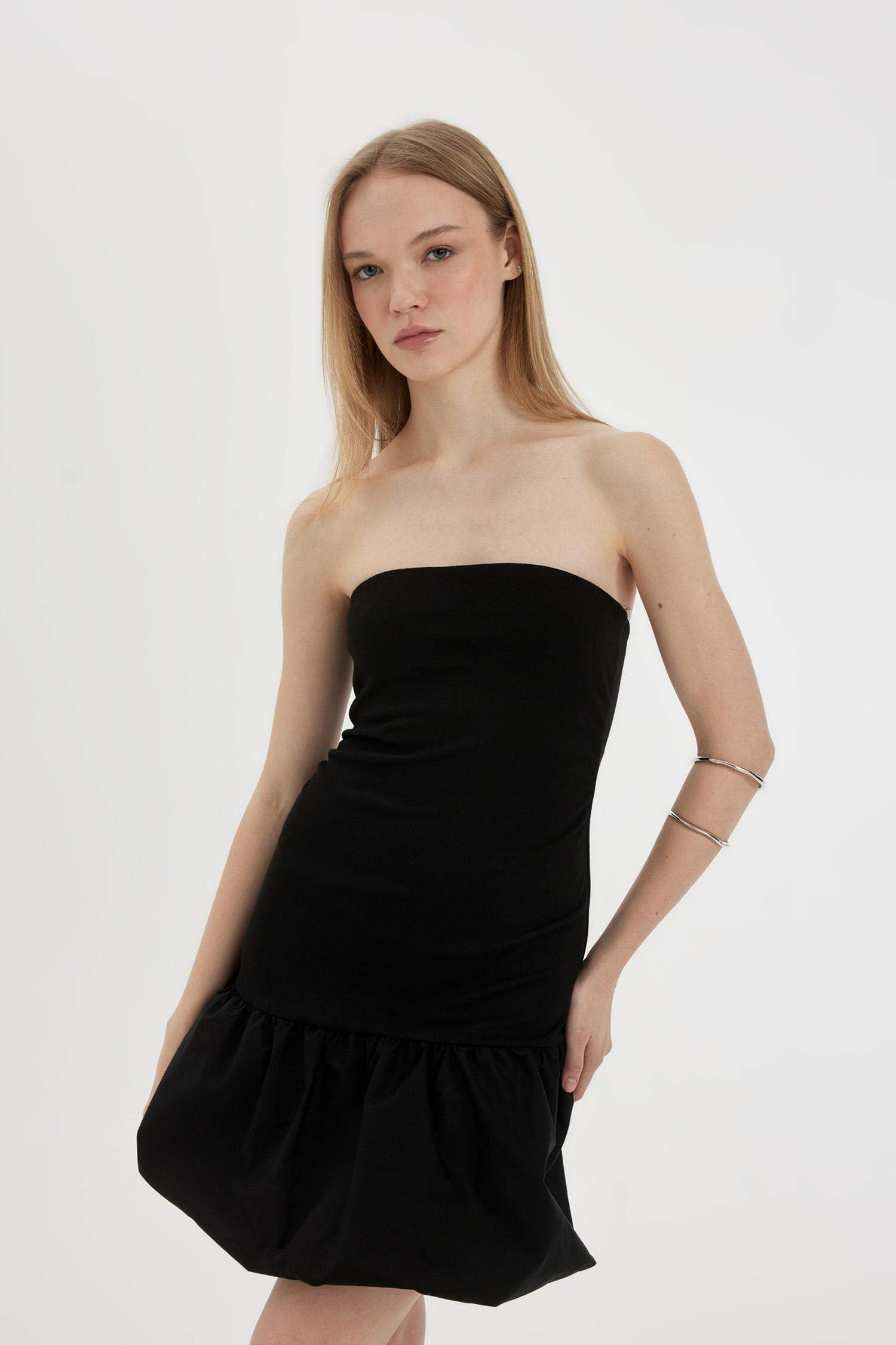 Balloon Fit Strapless Sleeveless Mini Dress