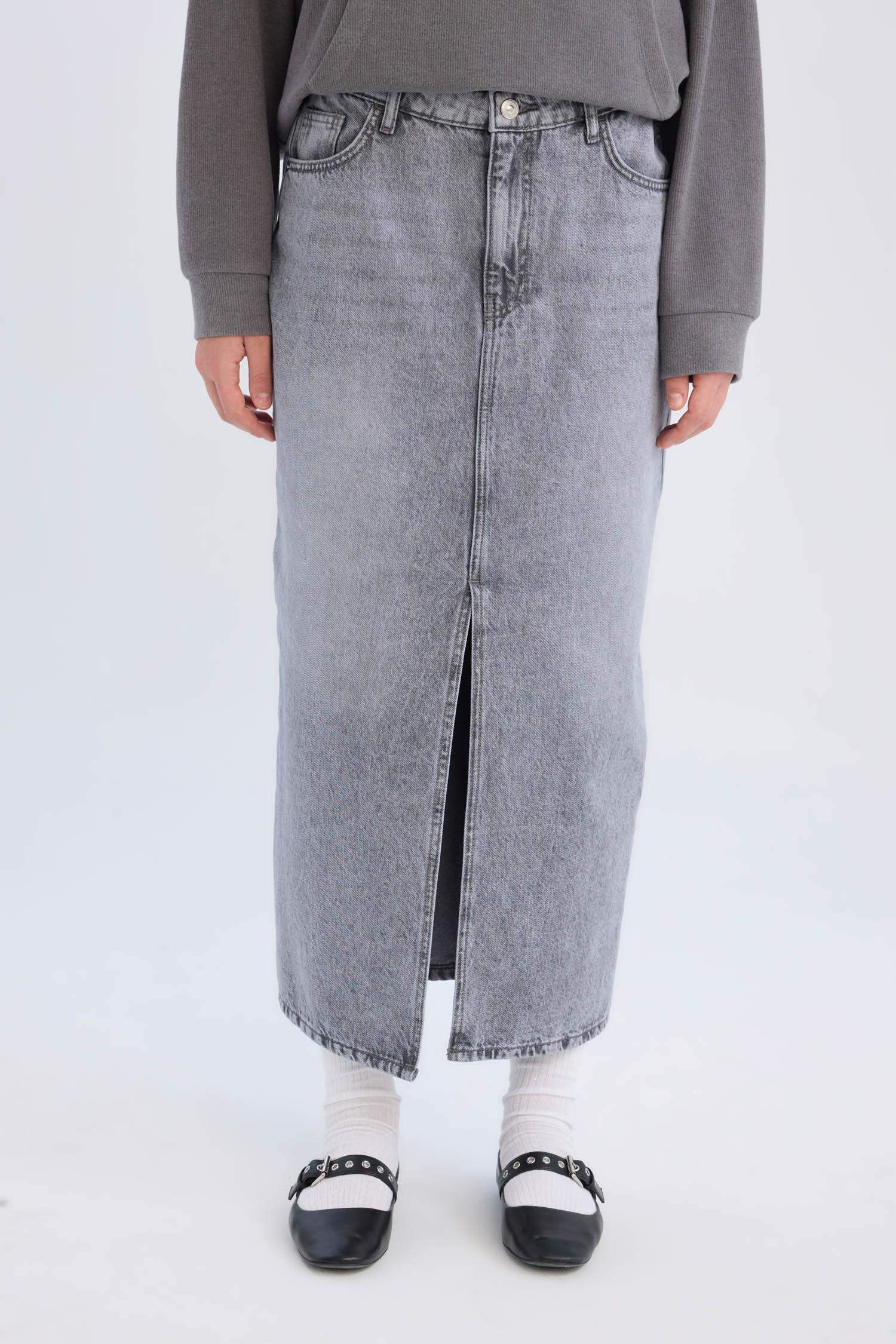 Long  Fit Yırtmaçlı Cepli Uzun Boy Jean Etek