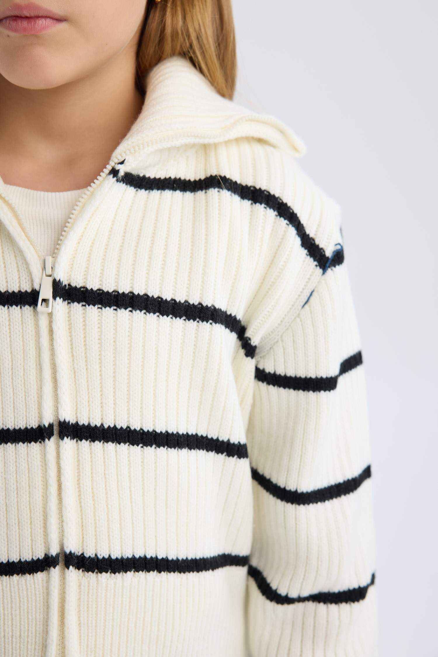 Kız Çocuk Çizgili Fermuarlı Triko Hırka