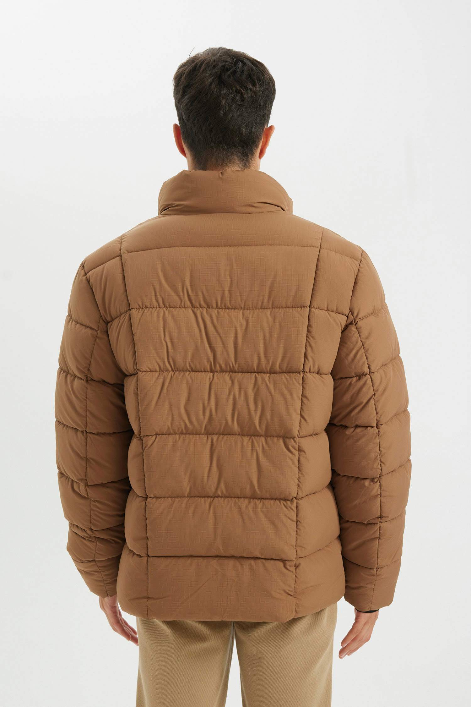 Su İtici Rüzgar Geçirmez Slim Fit Dar Kesim Dik Yaka Astarlı Fermuarlı Cepli Kışlık Şişme Mont