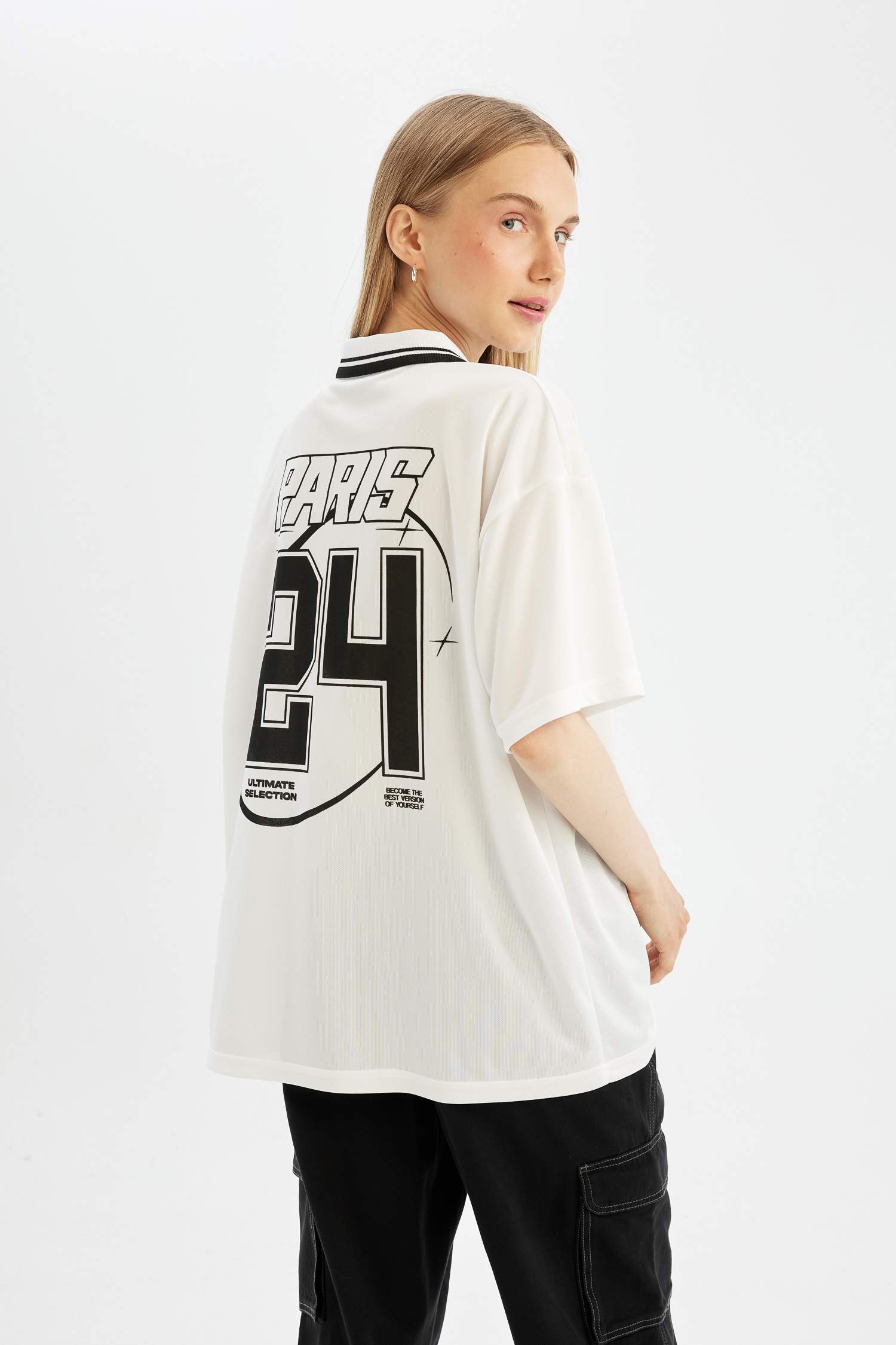 Oversize Fit Polo Collar Printed Short Sleeve T-Shirt