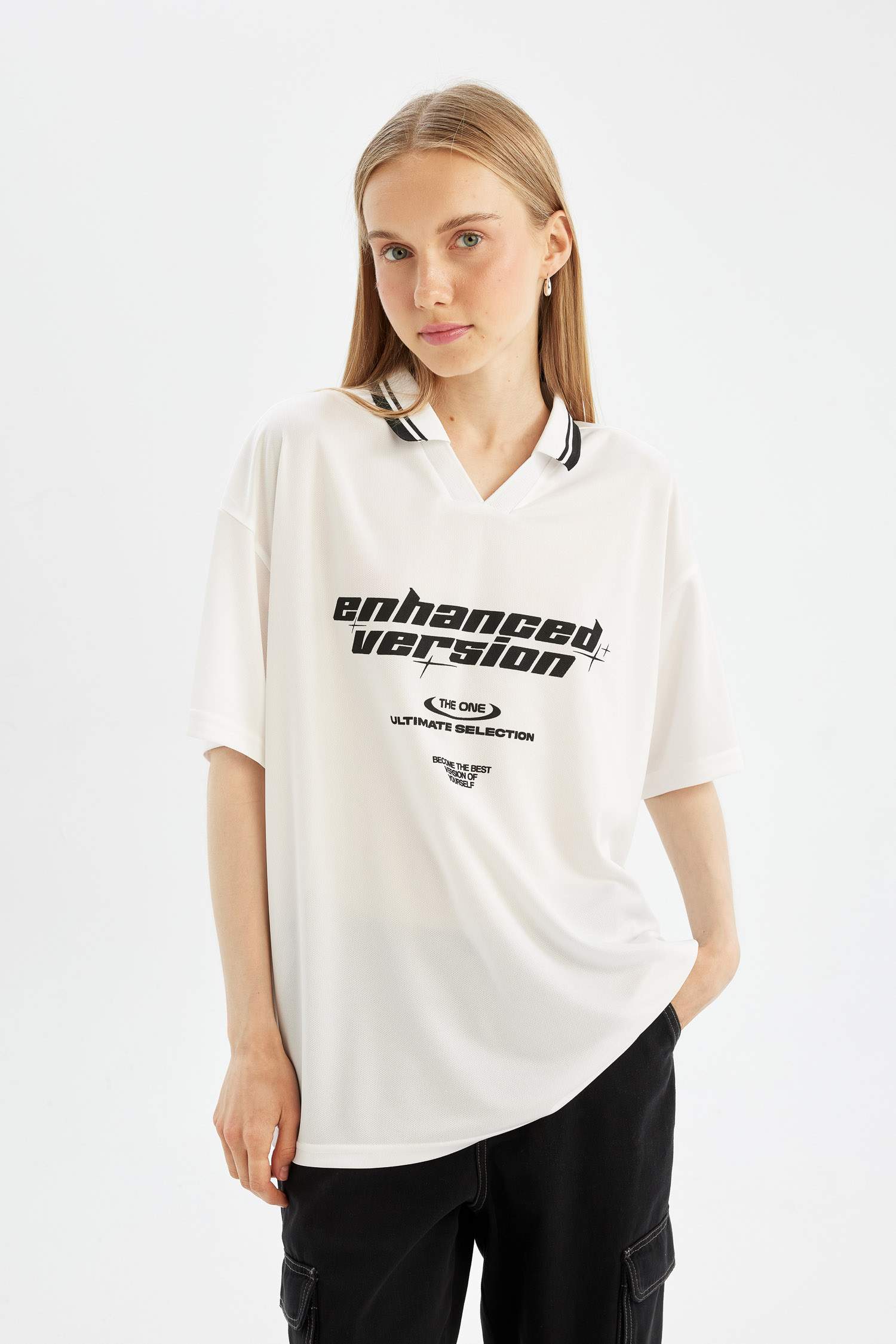 Oversize Fit Polo Collar Printed Short Sleeve T-Shirt