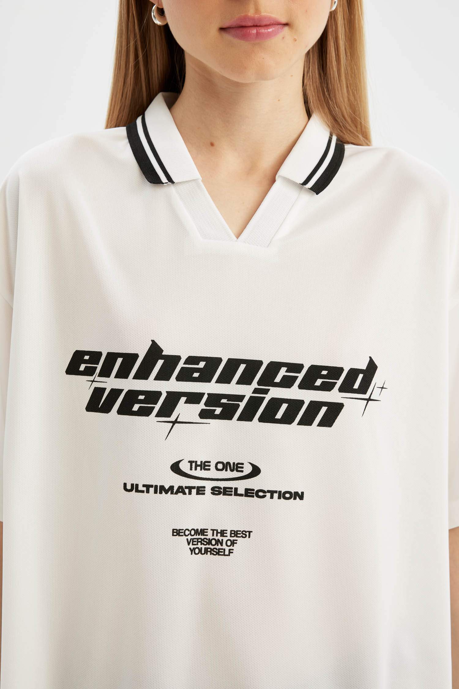 Oversize Fit Polo Collar Printed Short Sleeve T-Shirt