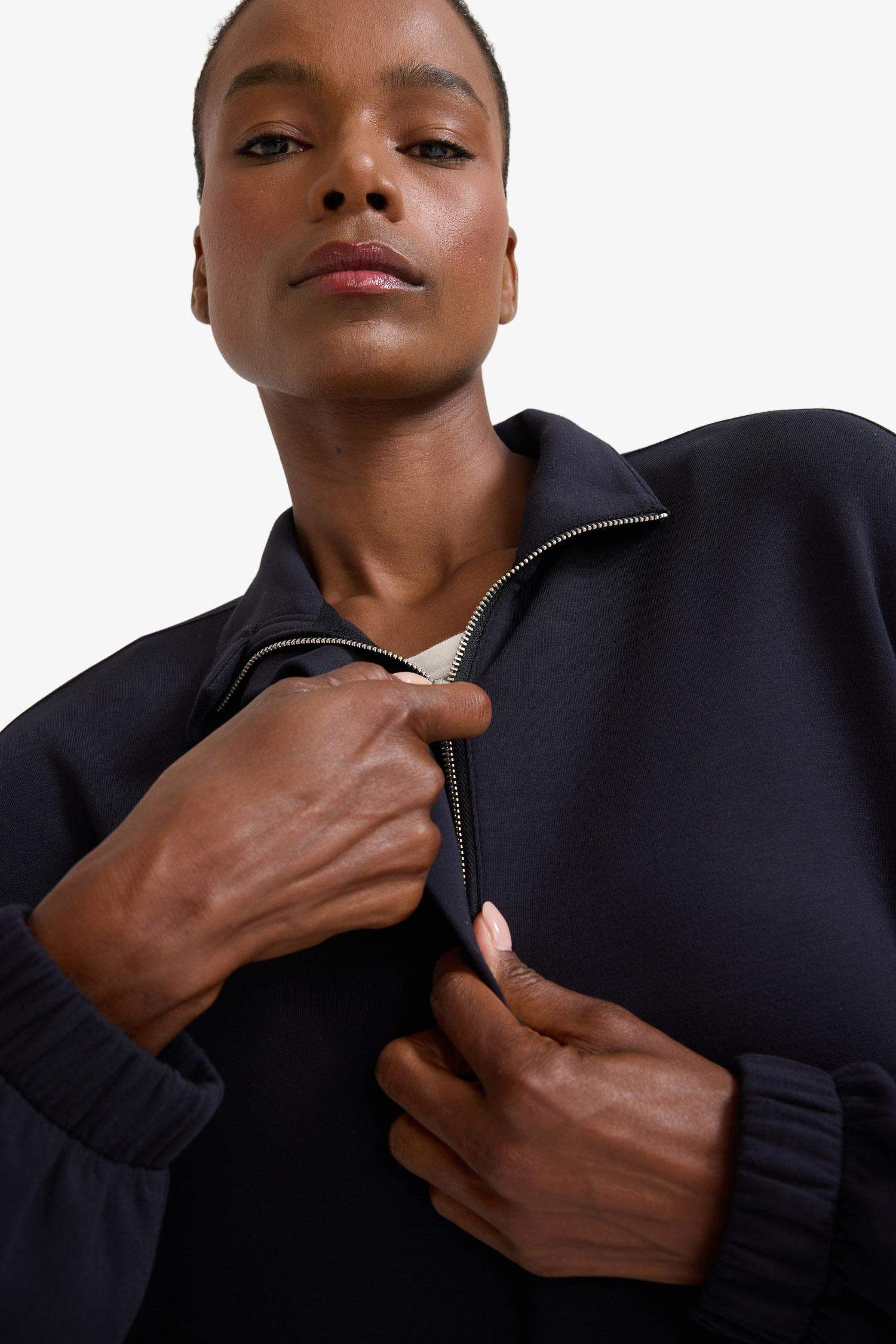 DeFactoFit Long Fit Dik Yaka Fermuarlı Modal Sweatshirt