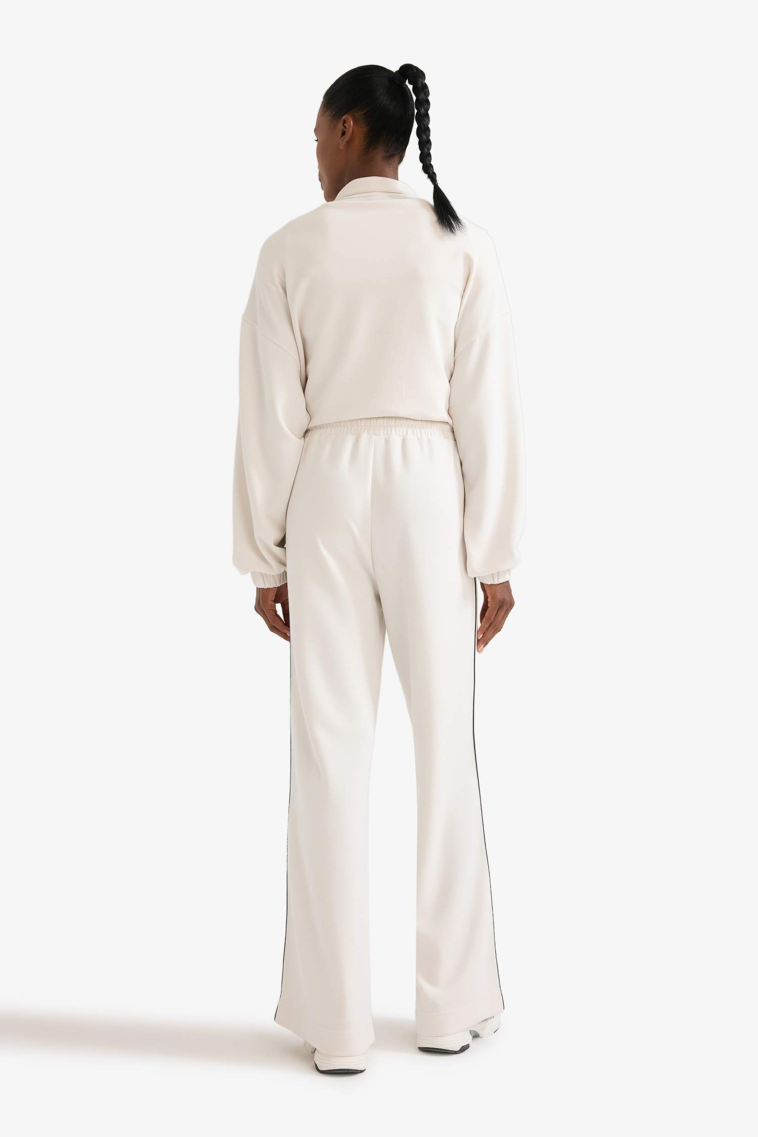 Wide Leg Geniş Paça Cepli Standart Boy Modal Soft Touch Pantolon