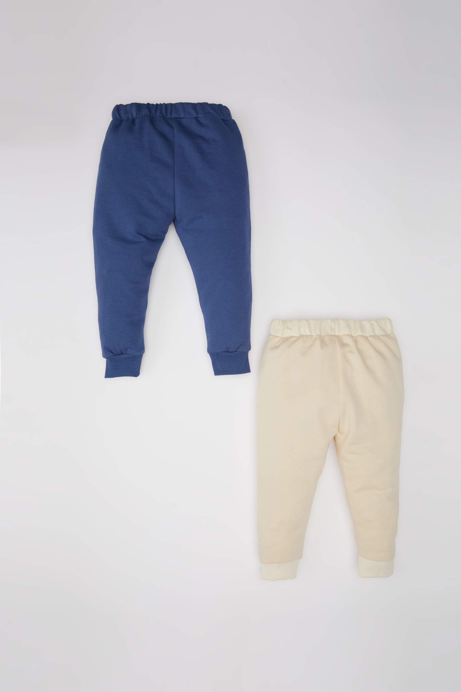 2 piece Regular Fit Printed Elastic Band Trousers