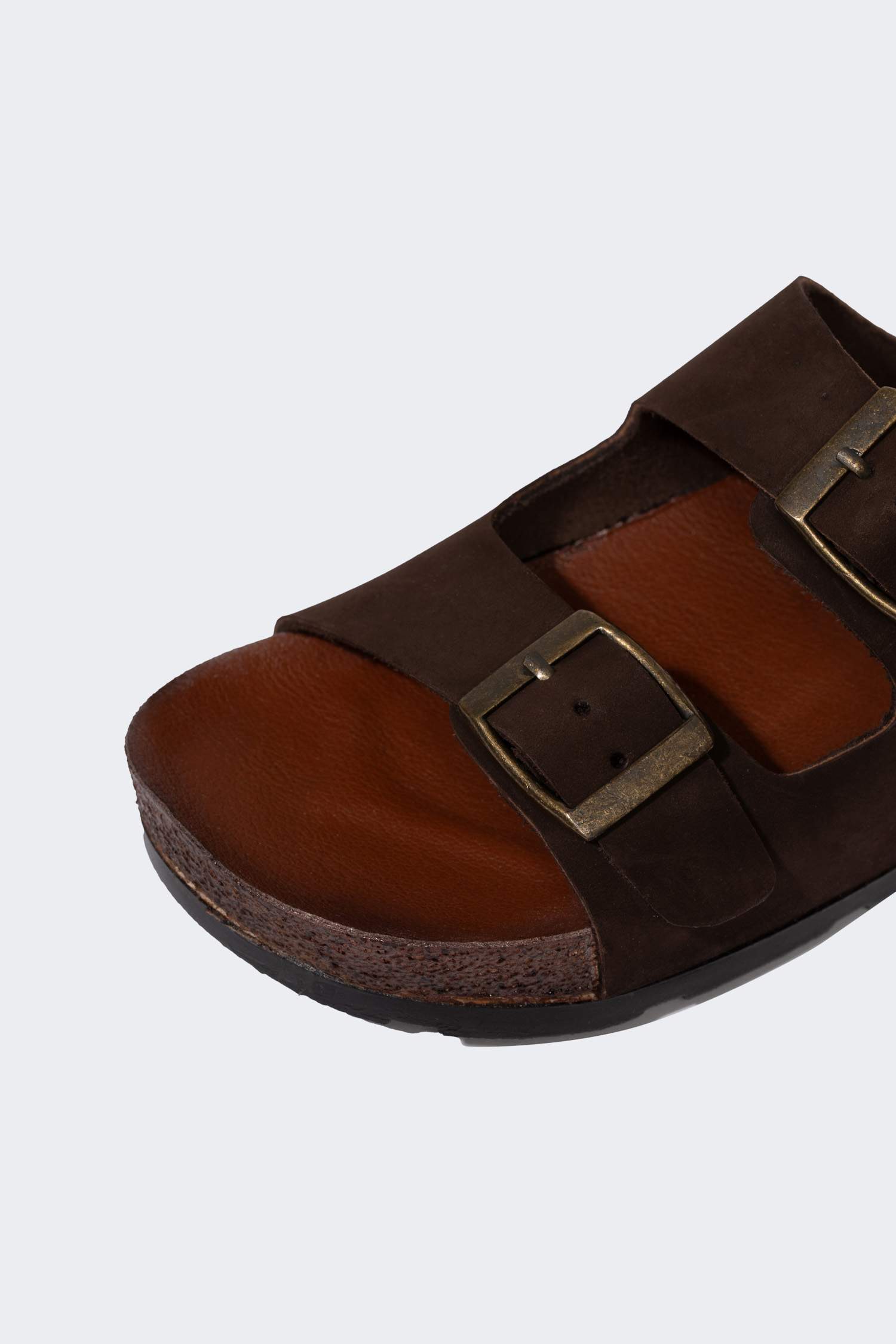 Man Flat Sole Double Banded Leather Slippers
