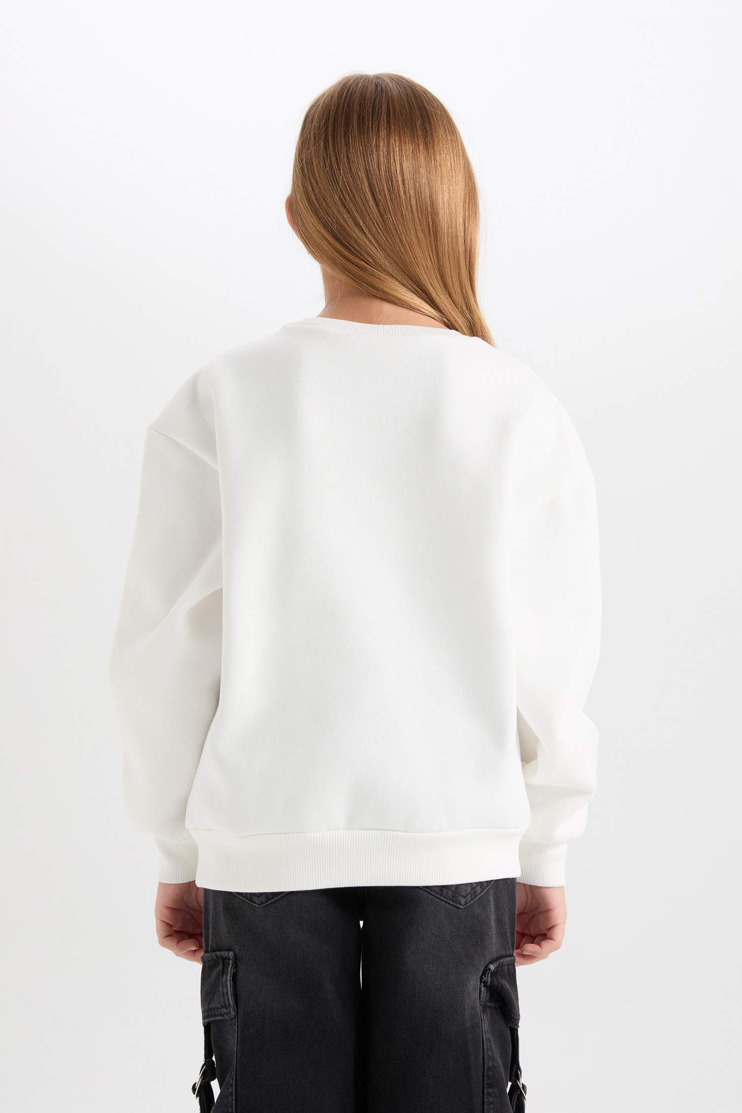 Girl Relax Fit Crew Neck Printed Sweatshirt