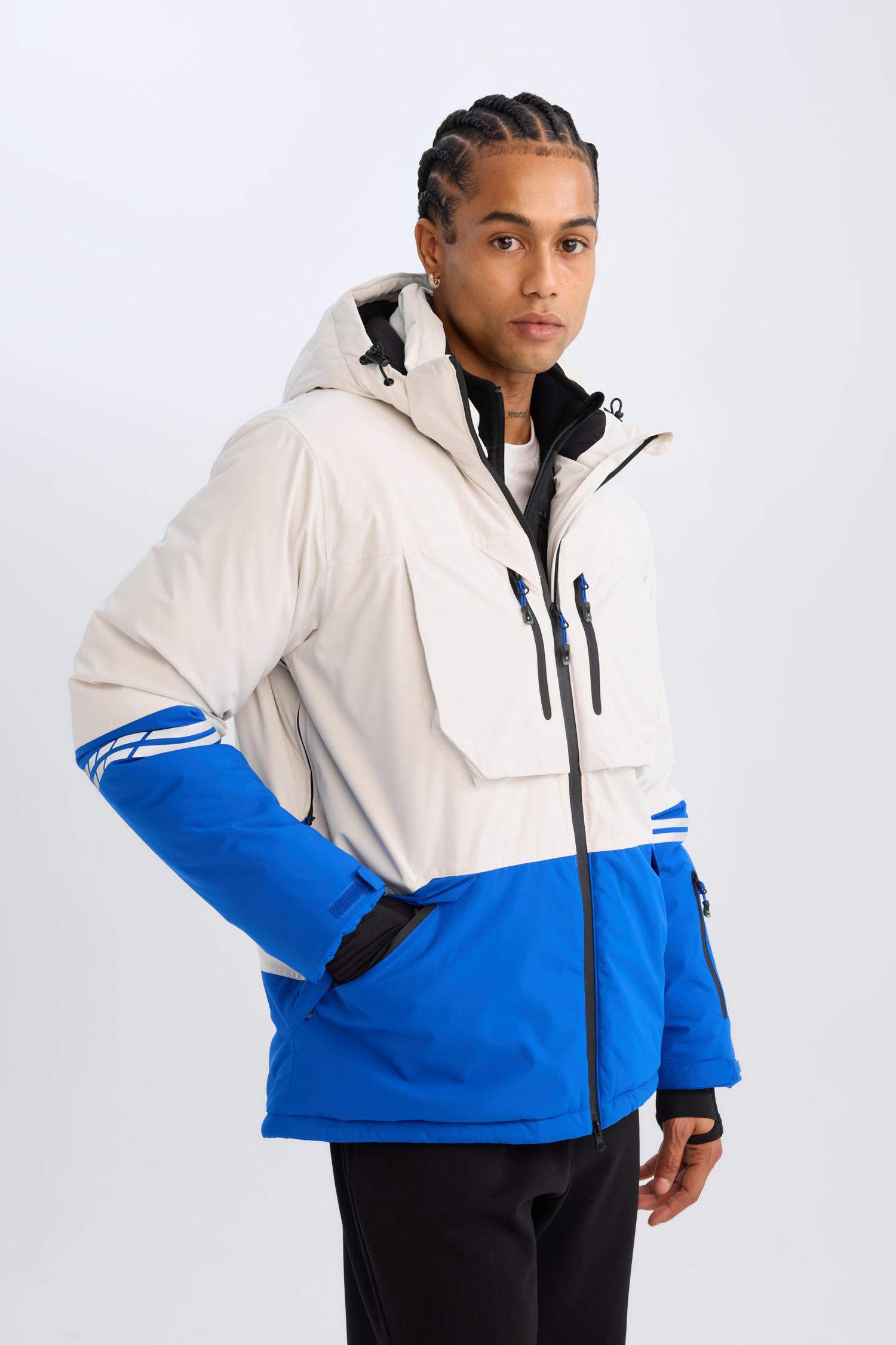 DeFactoFit Su Geçirmez Kayak Montu Su Geçirmez Kapüşonlu Fermuarlı Cepli