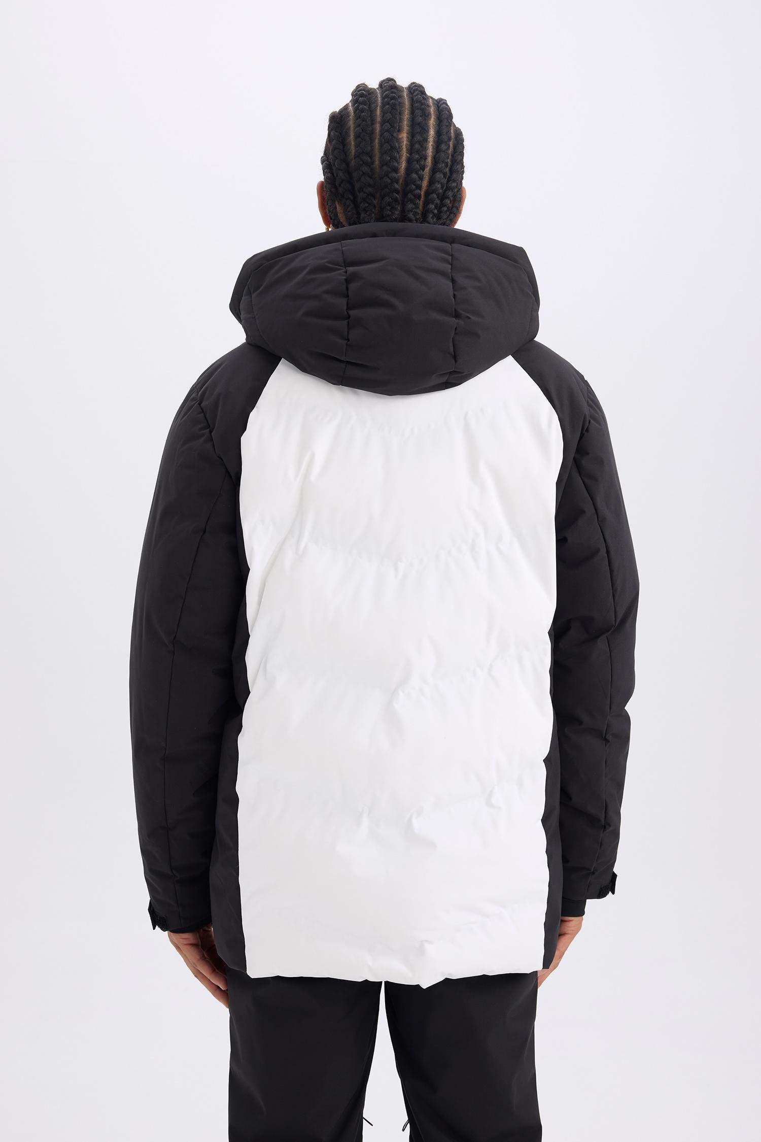 Kayak Montu Su Geçirmez Rüzgar Geçirmez Kapüşonlu Fermuarlı Cepli Ultra Korumalı