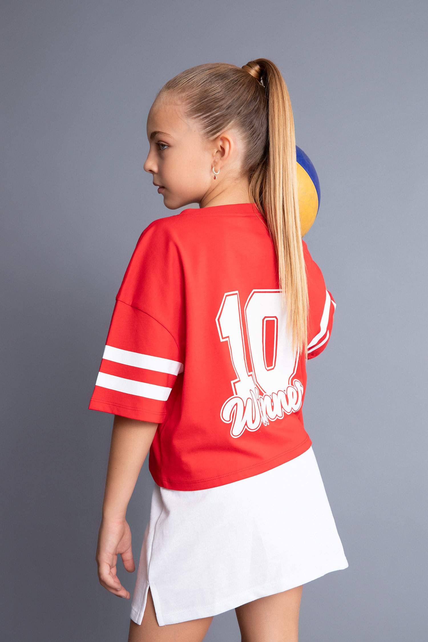 Kız Çocuk Oversize Geniş Kalıp V Yaka Sırt Baskılı Kısa Kollu Tişört