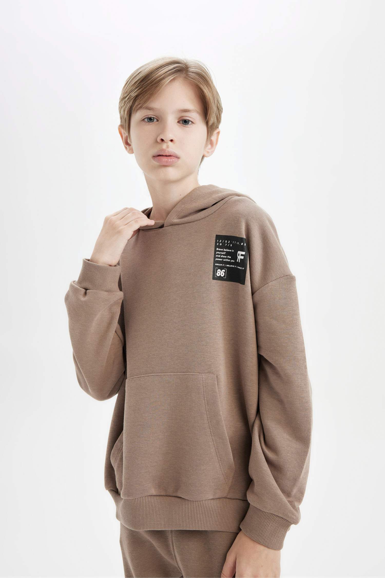 Boy Oversize Fit Hooded Pocket Thick Sweatshirt