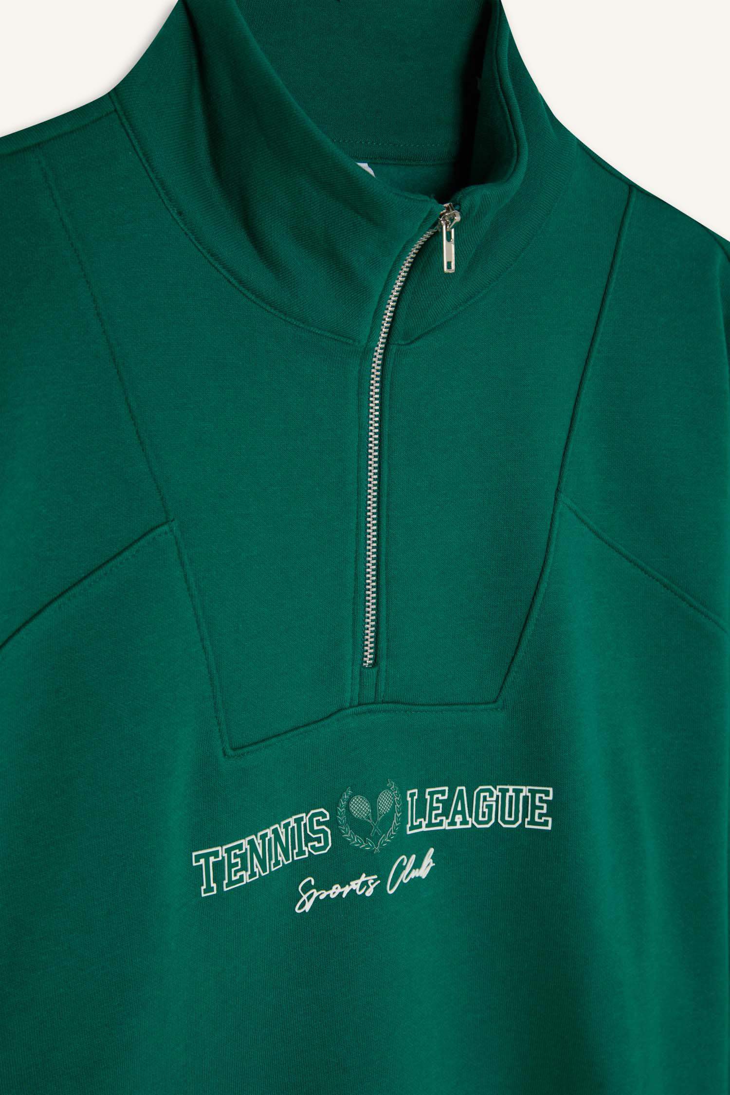 Oversize Geniş Kalıp Dik Yaka Spor Baskılı Sporcu Sweatshirt